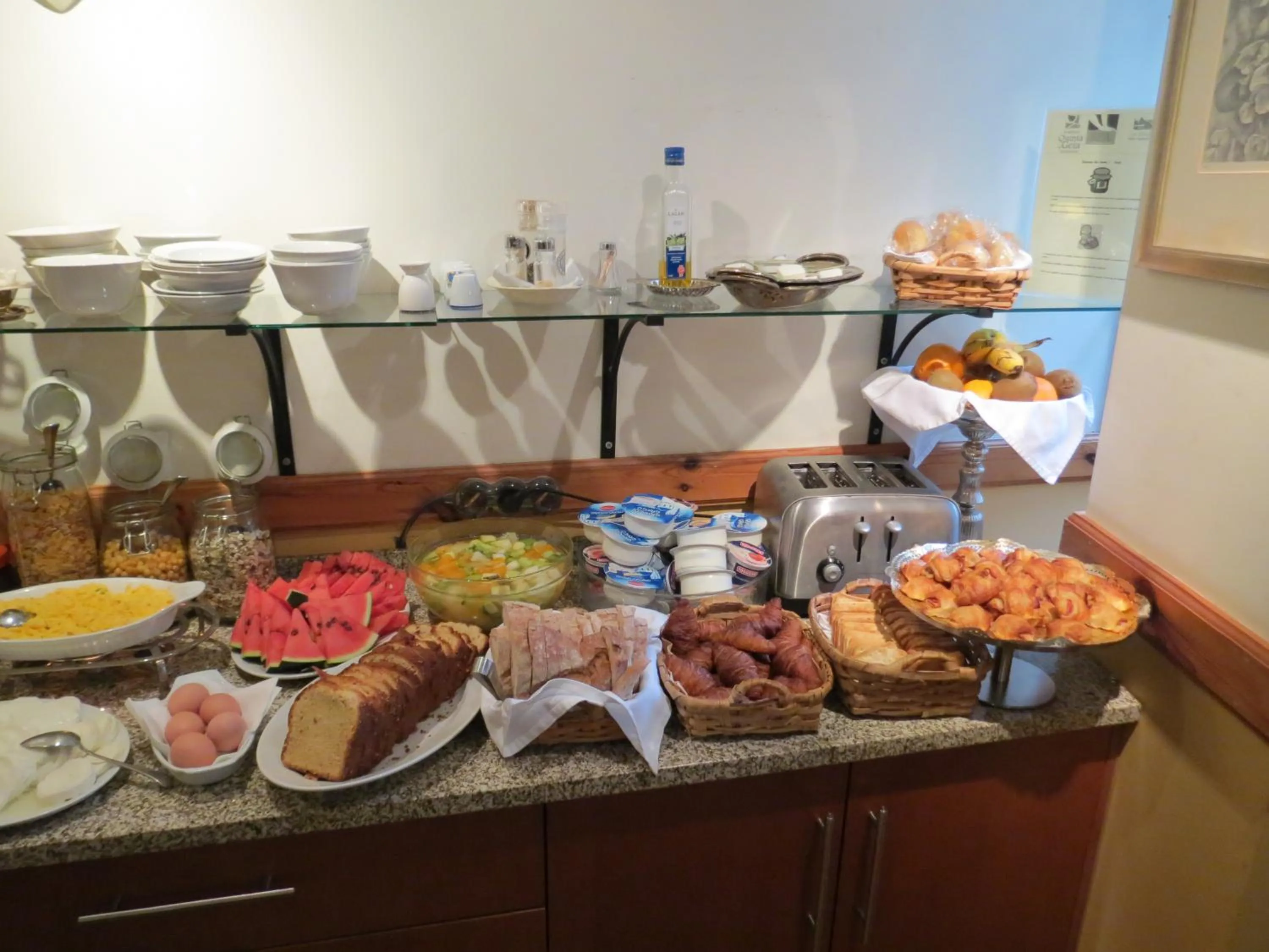 Buffet breakfast in Hotel Rural Quinta da Geia