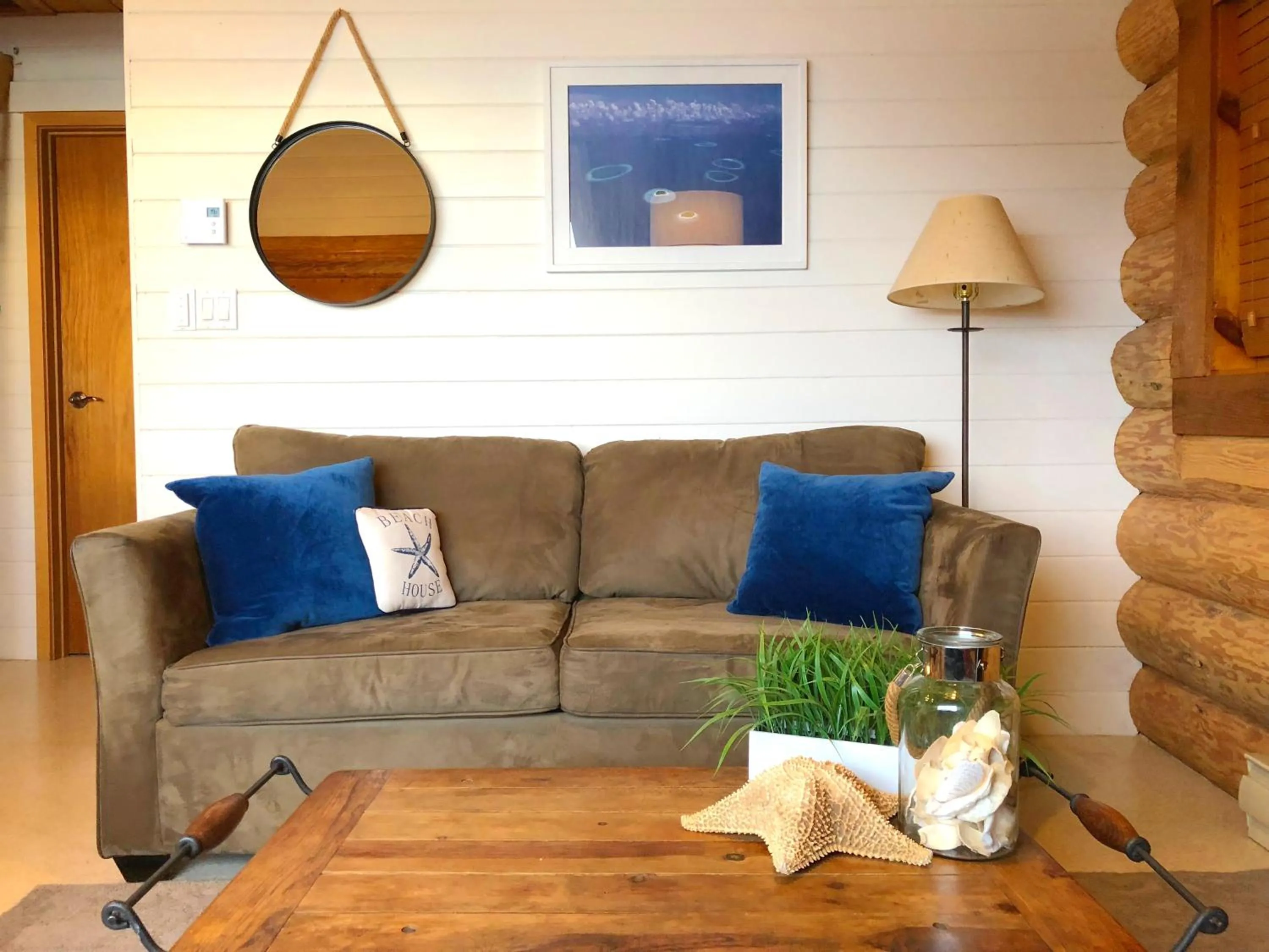 Living room in The Beach House Texada - Oceanfront Cabin