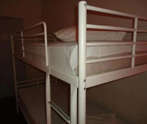 Bed in Pella Inn Hostel