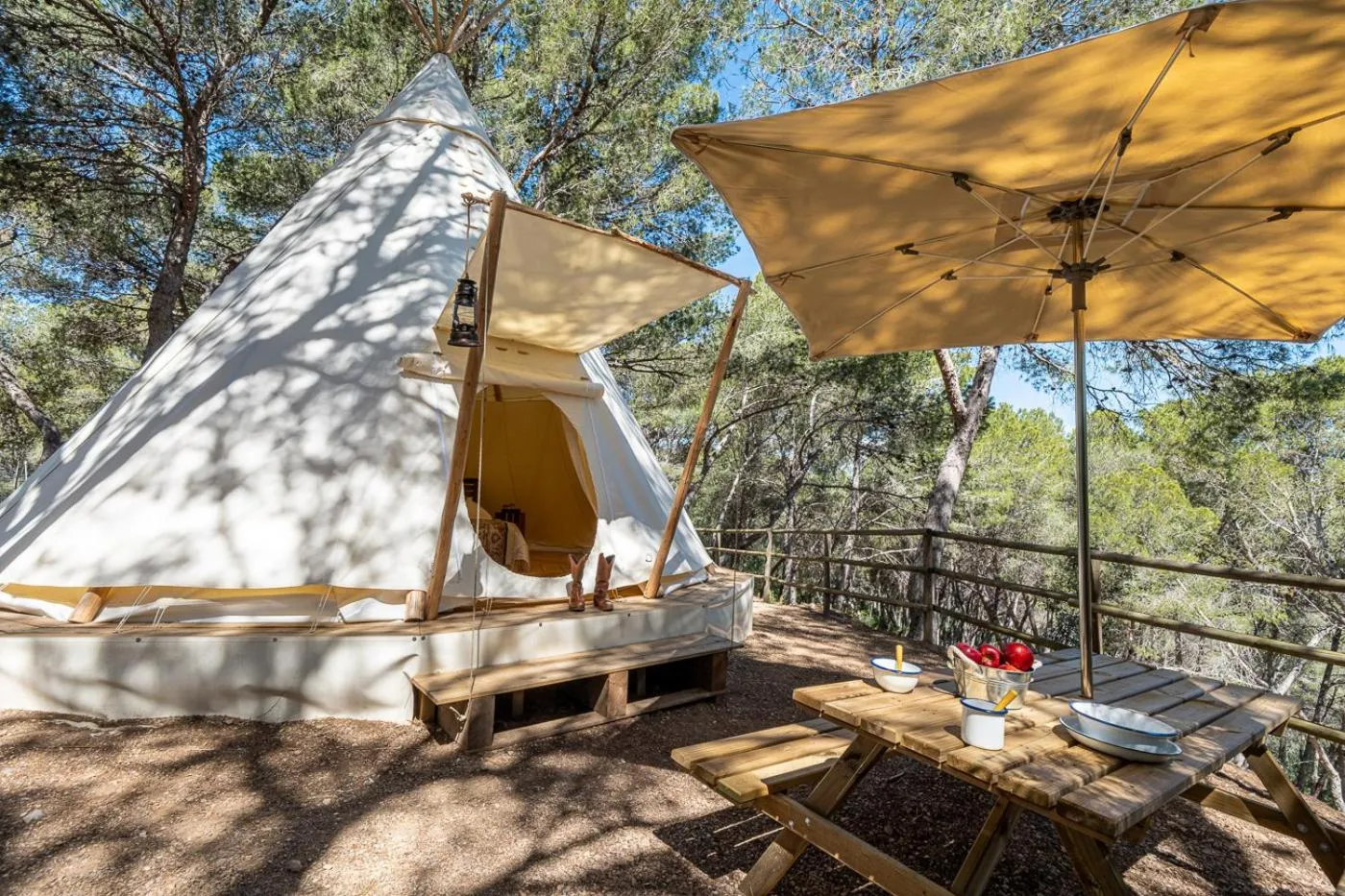 Patio in Camping Estival Torre de la Mora