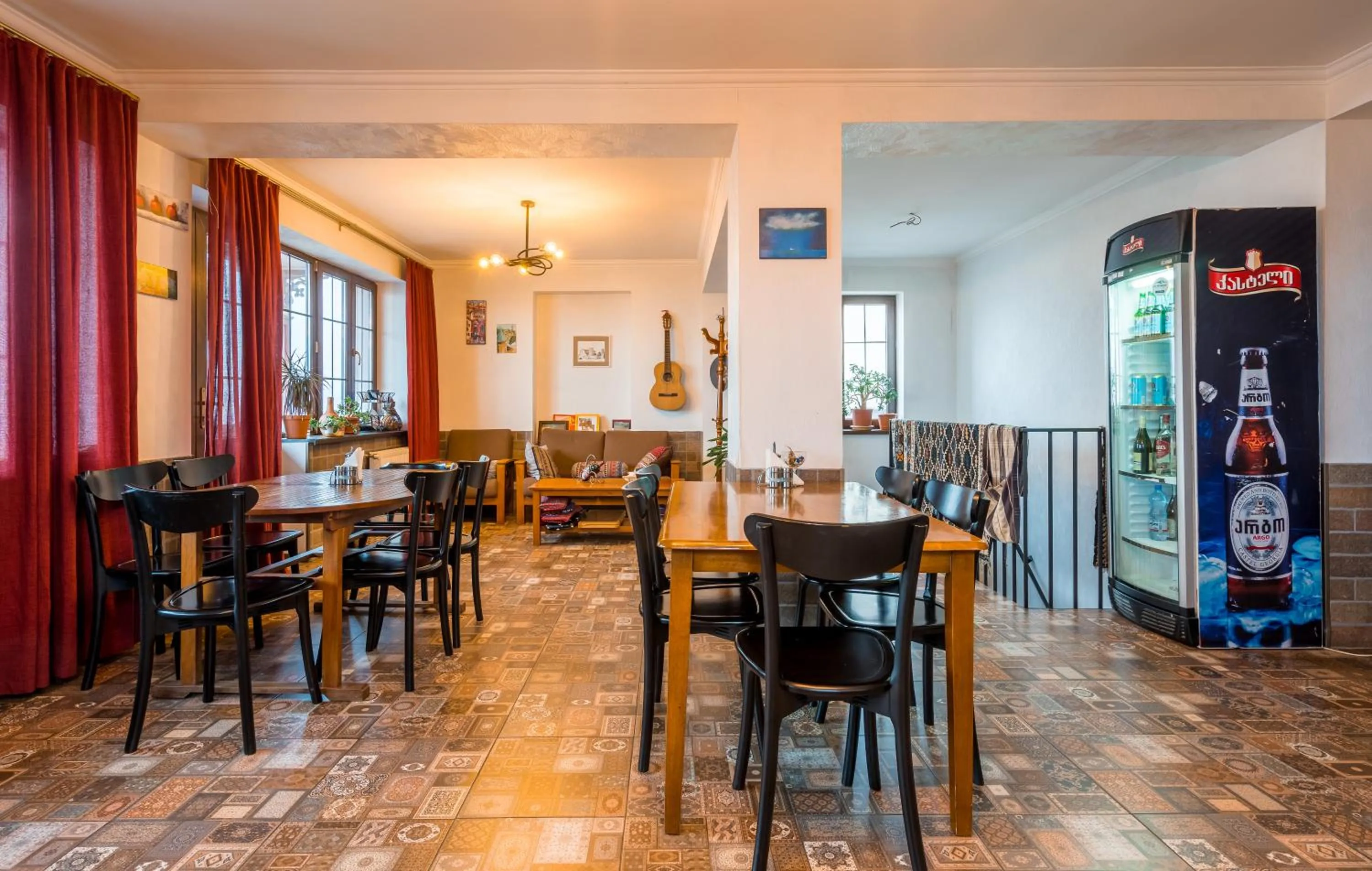 Restaurant/places to eat in Hotel at Gomi 19