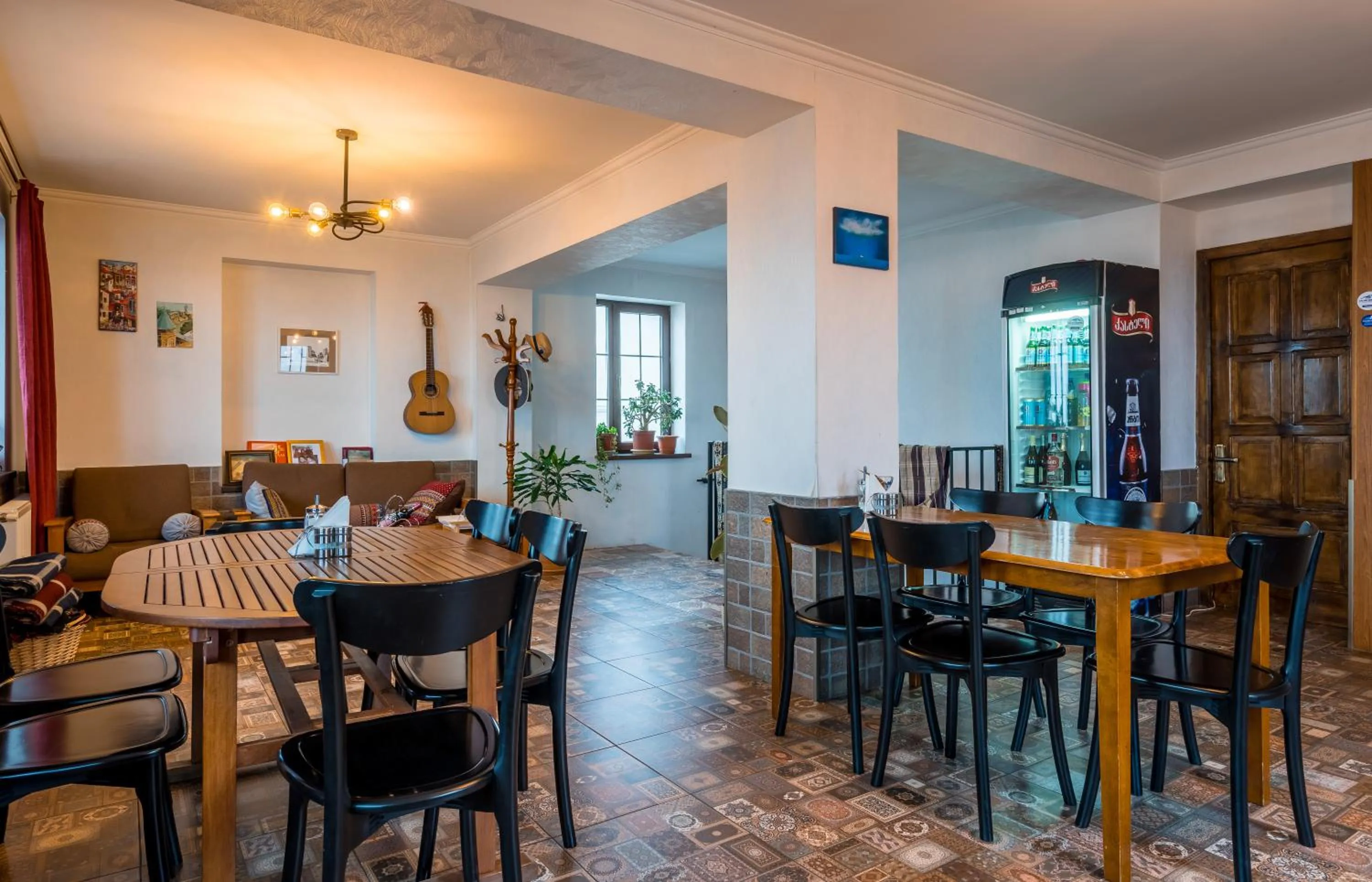 Restaurant/places to eat in Hotel at Gomi 19