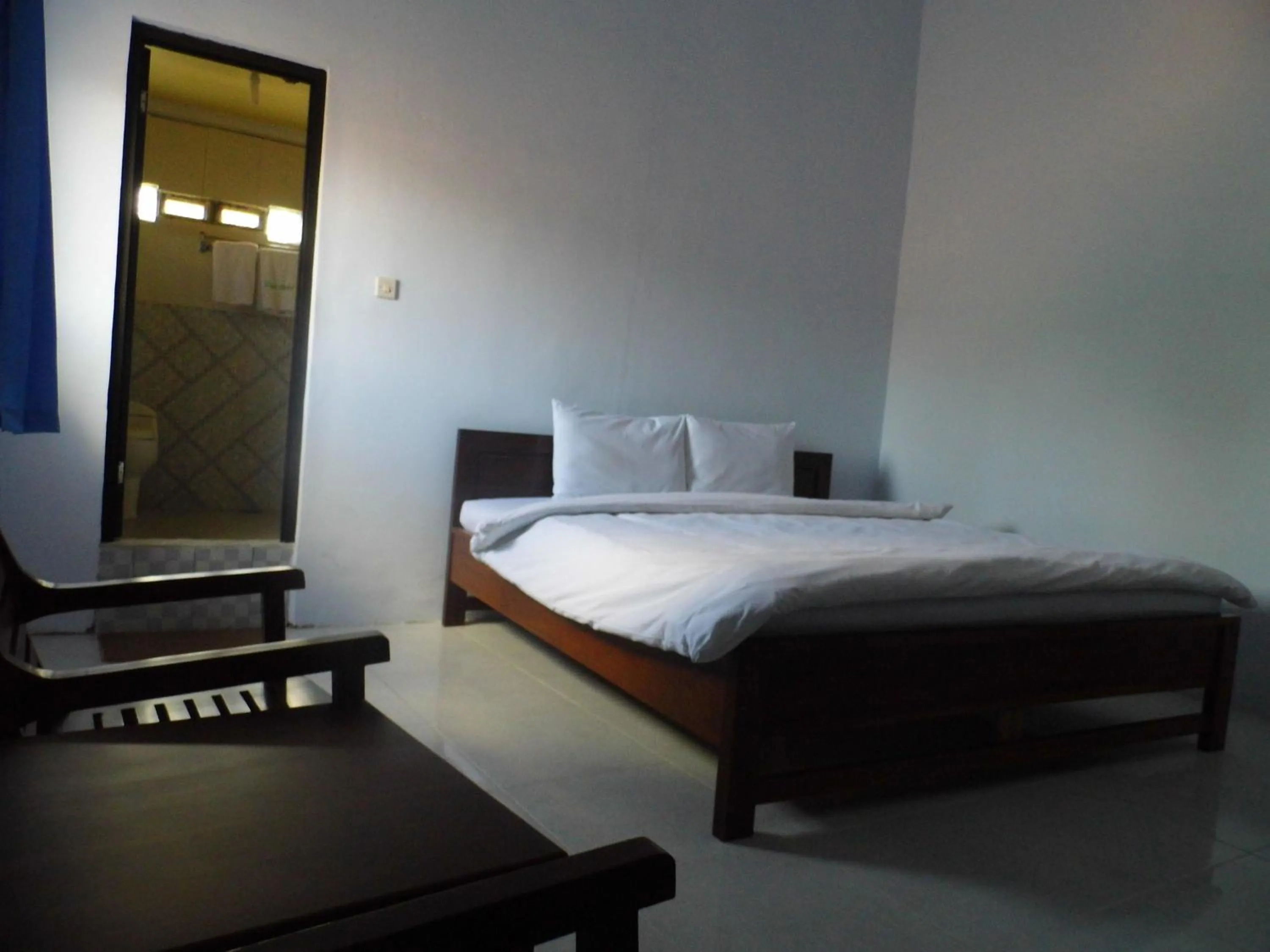 Bed in Hotel Ilhami Blitar