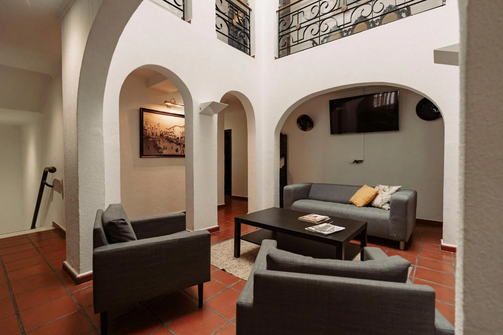 Lobby or reception in D'Iberica Alojamento