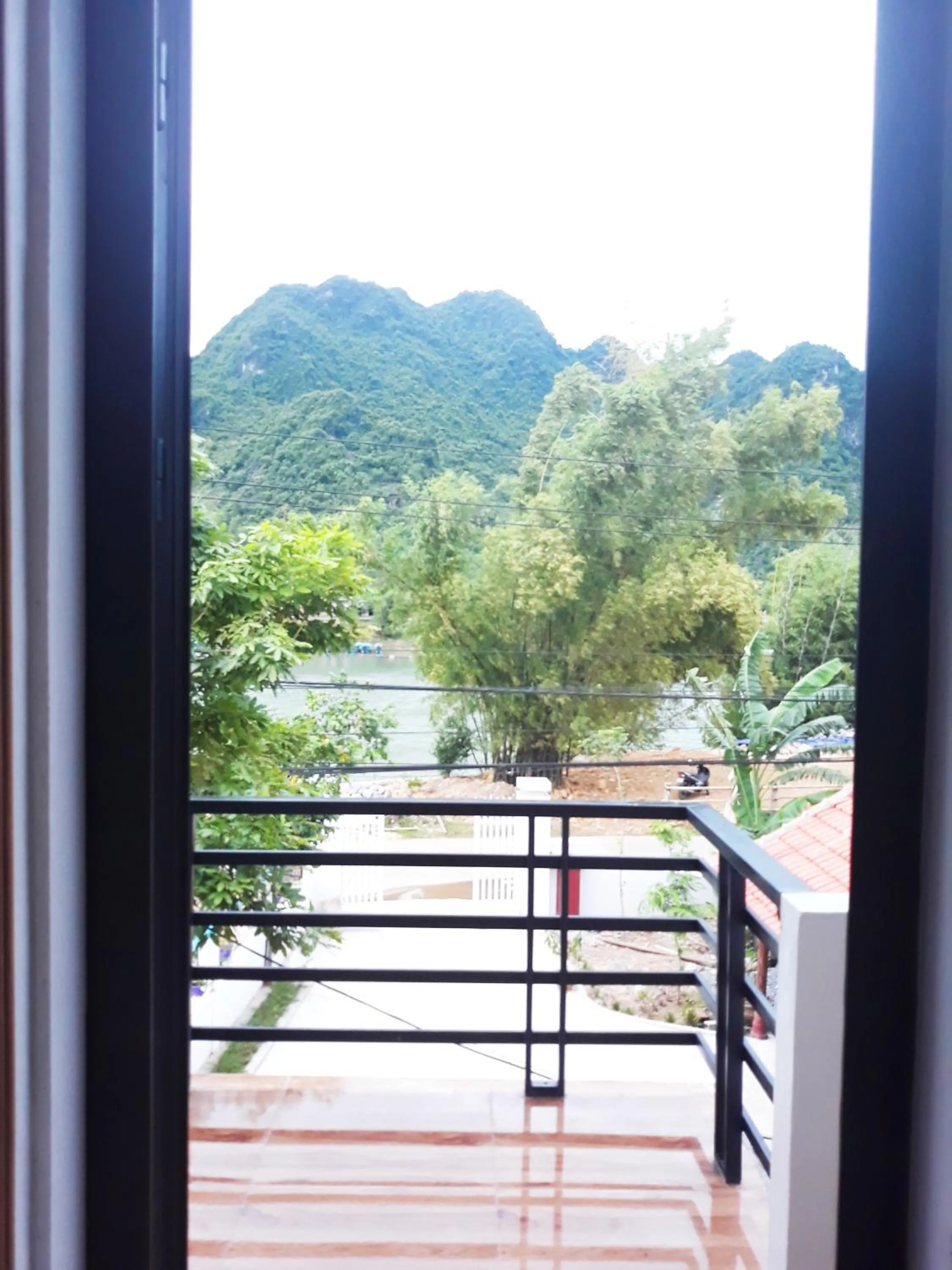 Balcony/Terrace in Loren Homestay