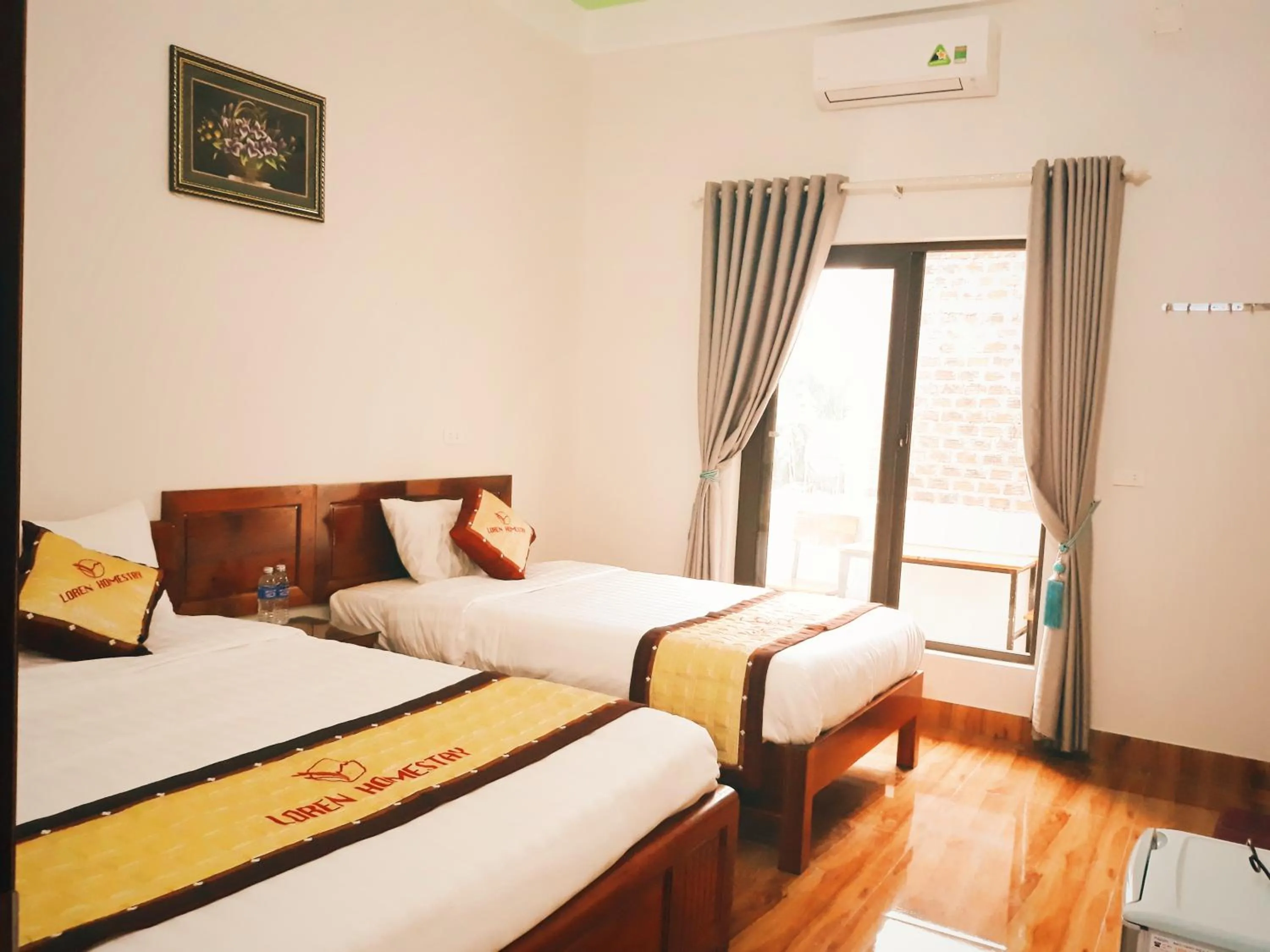 Patio, Bed in Loren Homestay