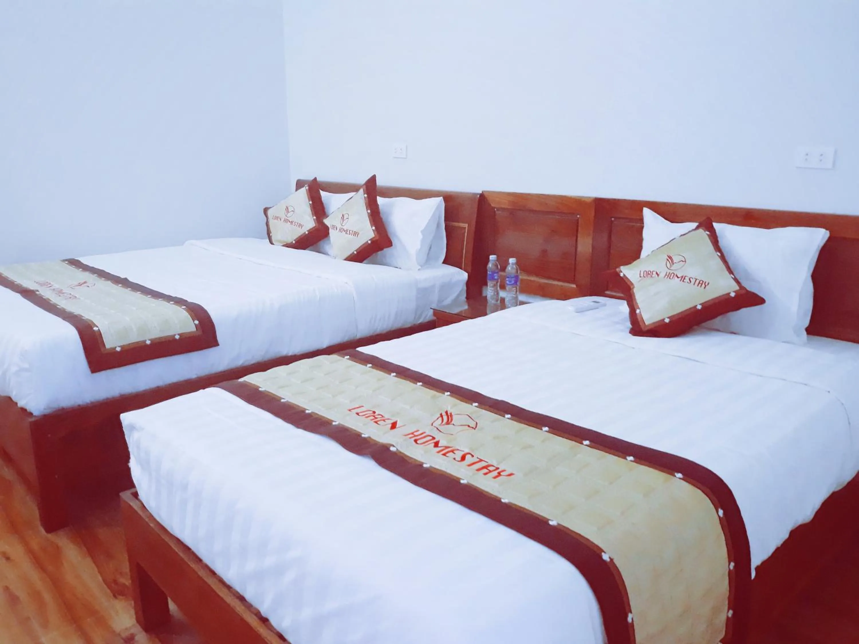Photo of the whole room, Bed in Loren Homestay