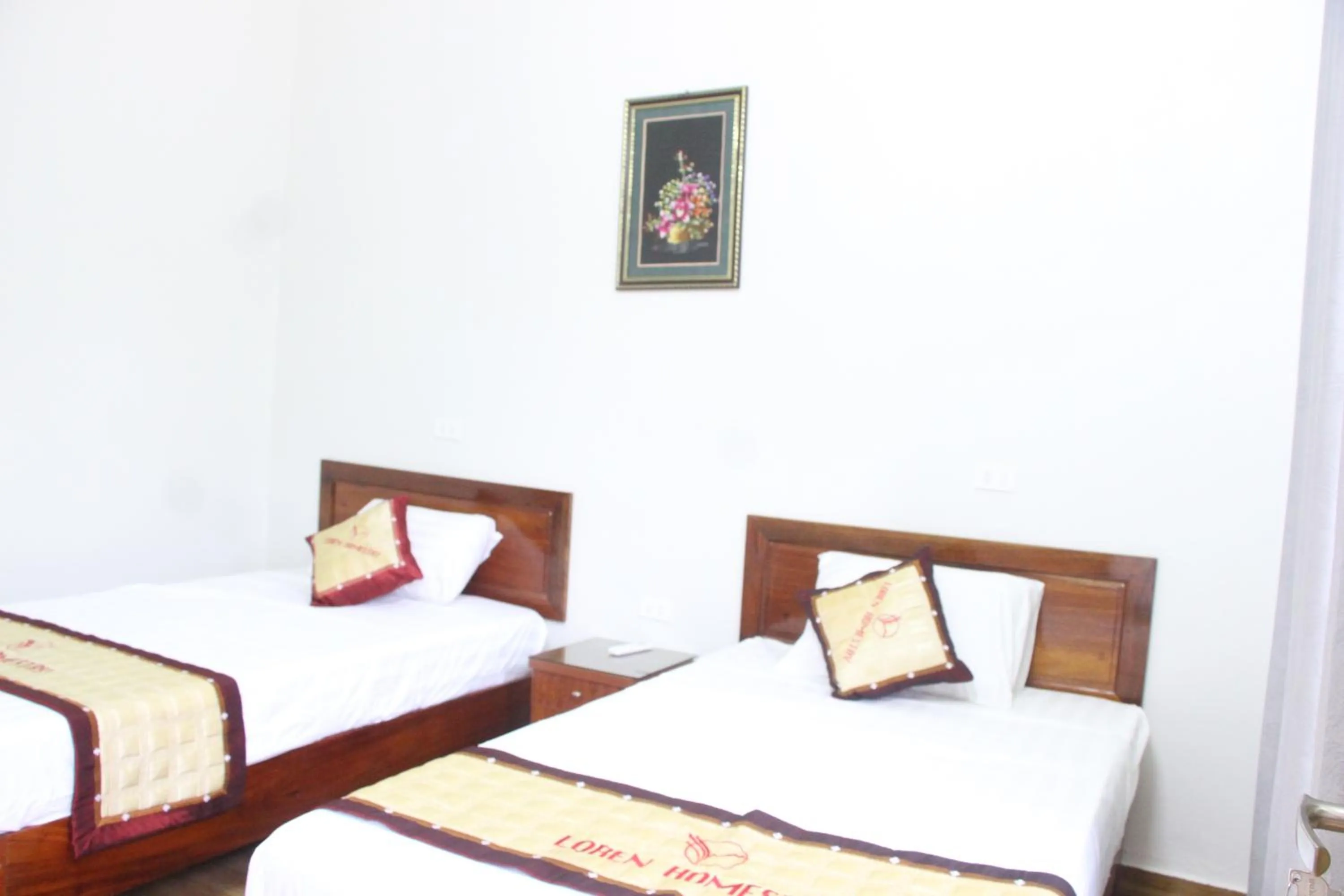 Photo of the whole room, Bed in Loren Homestay