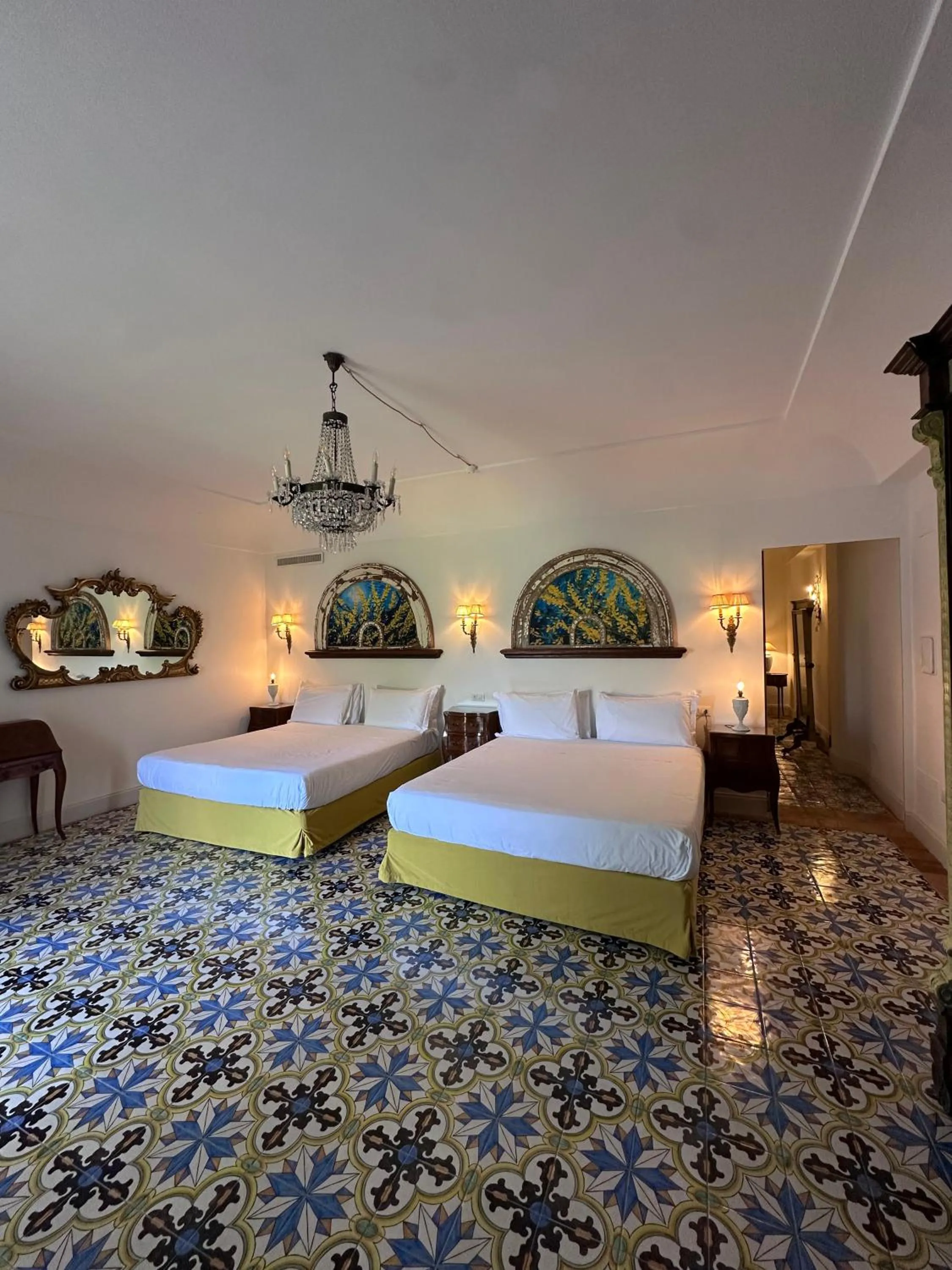 Photo of the whole room, Bed in Villa De Cillis Carafa