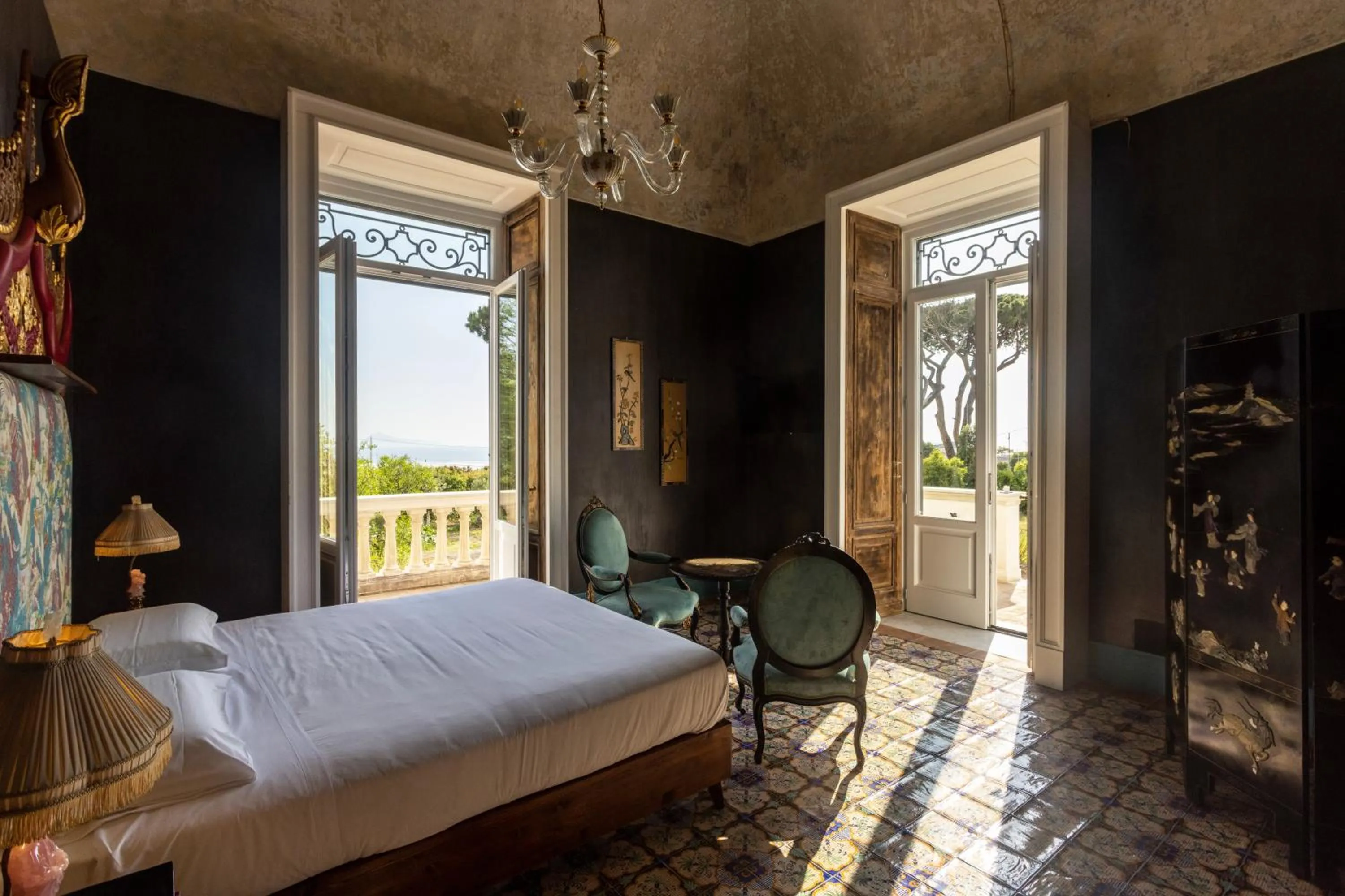 View (from property/room), Bed in Villa De Cillis Carafa