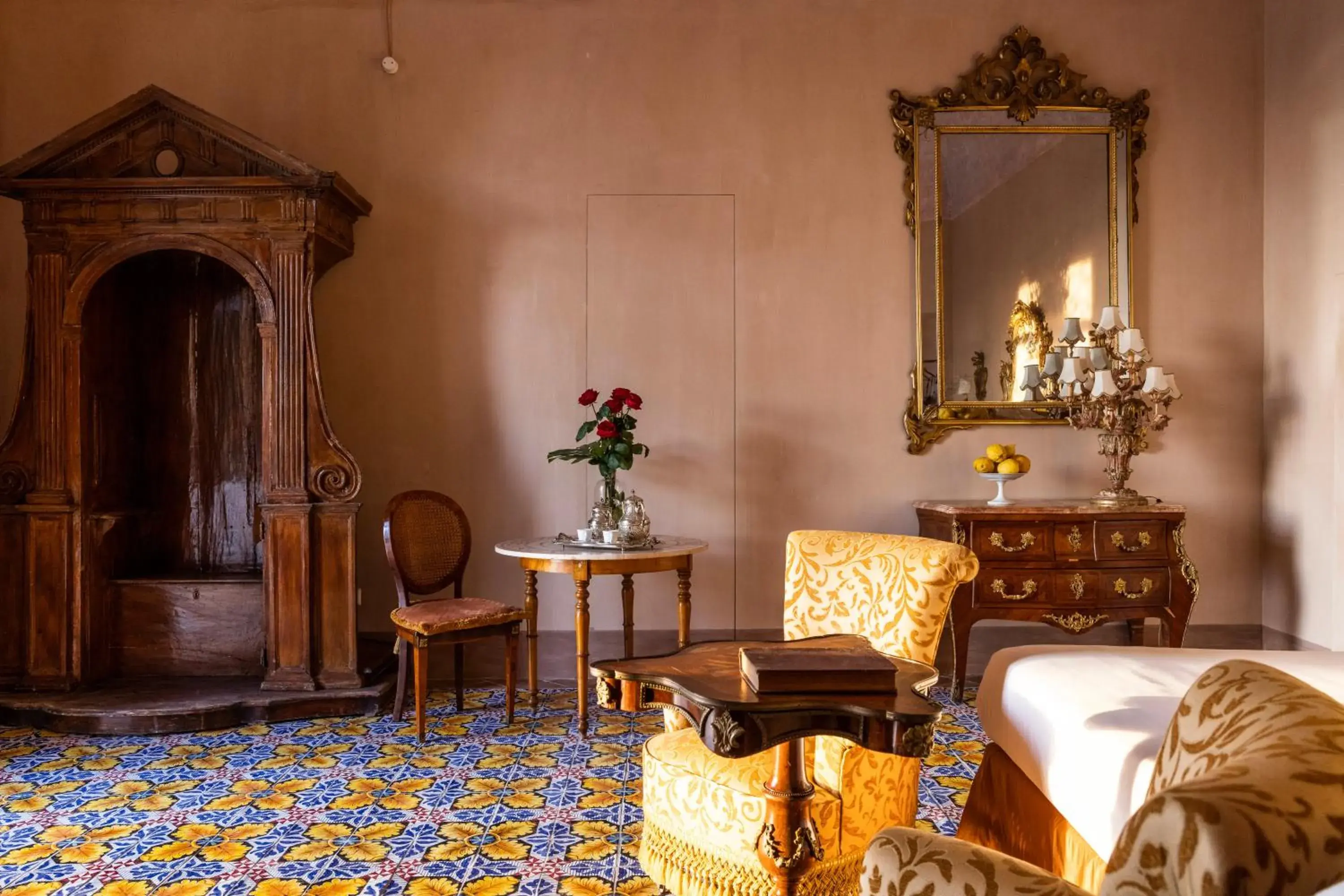 Living room, Bed in Villa De Cillis Carafa Living room, Bed in Villa De Cillis Carafa