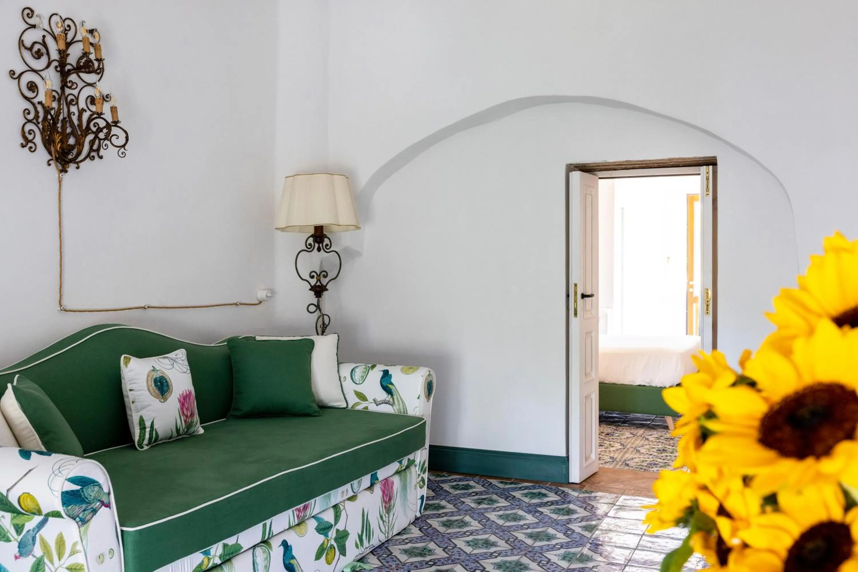 Photo of the whole room, Bed in Villa De Cillis Carafa