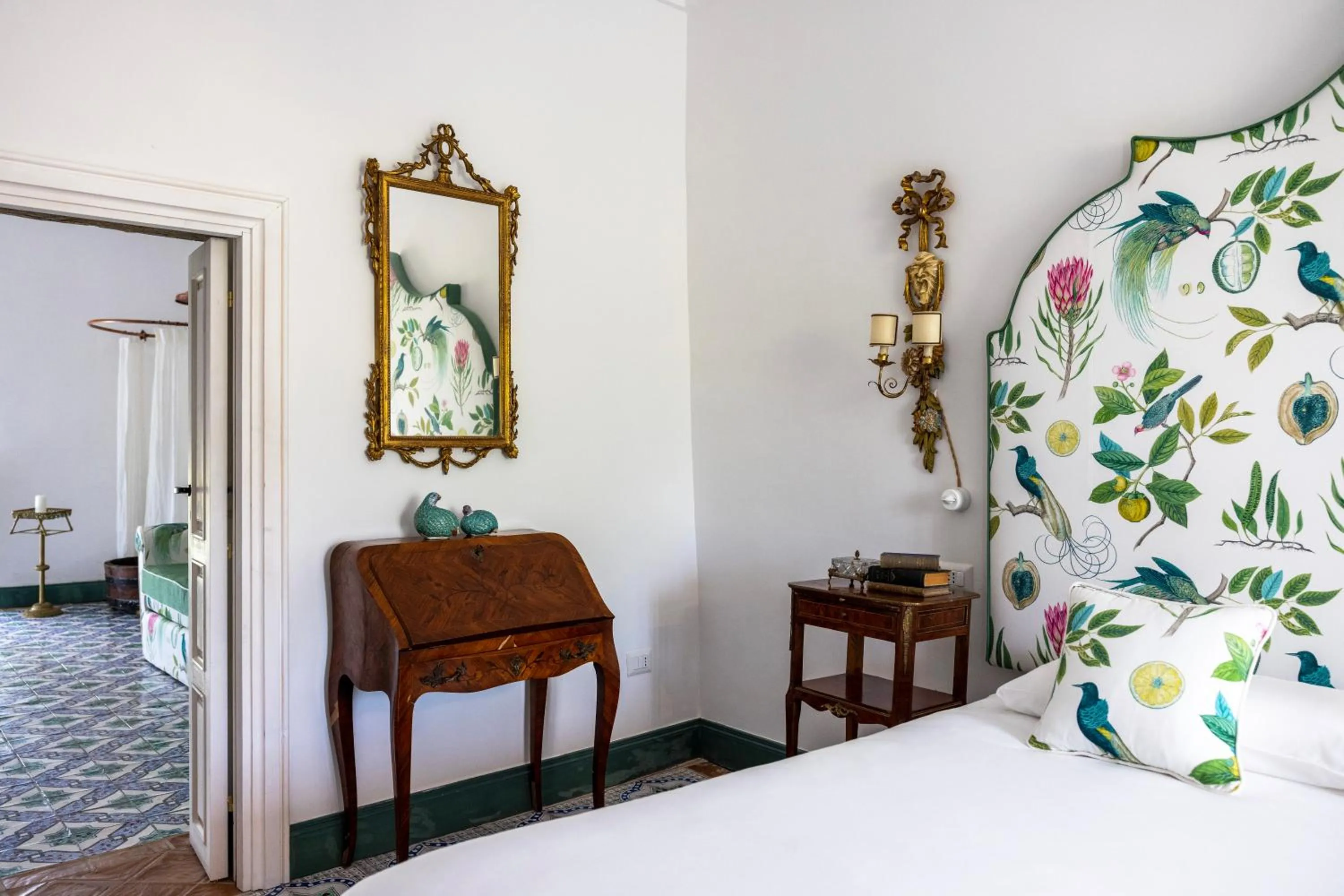 Bed in Villa De Cillis Carafa