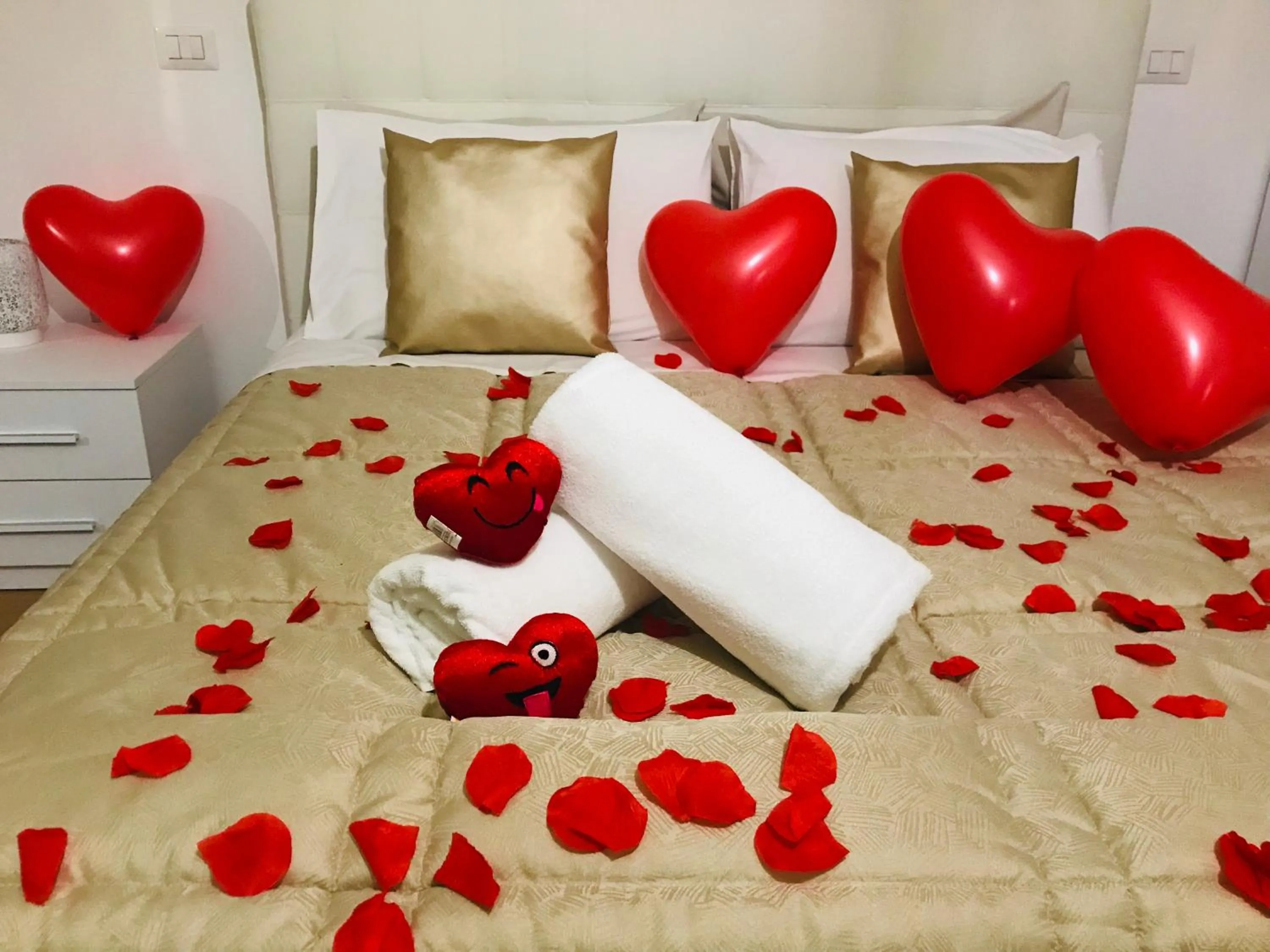 Bed in Suite & Relax