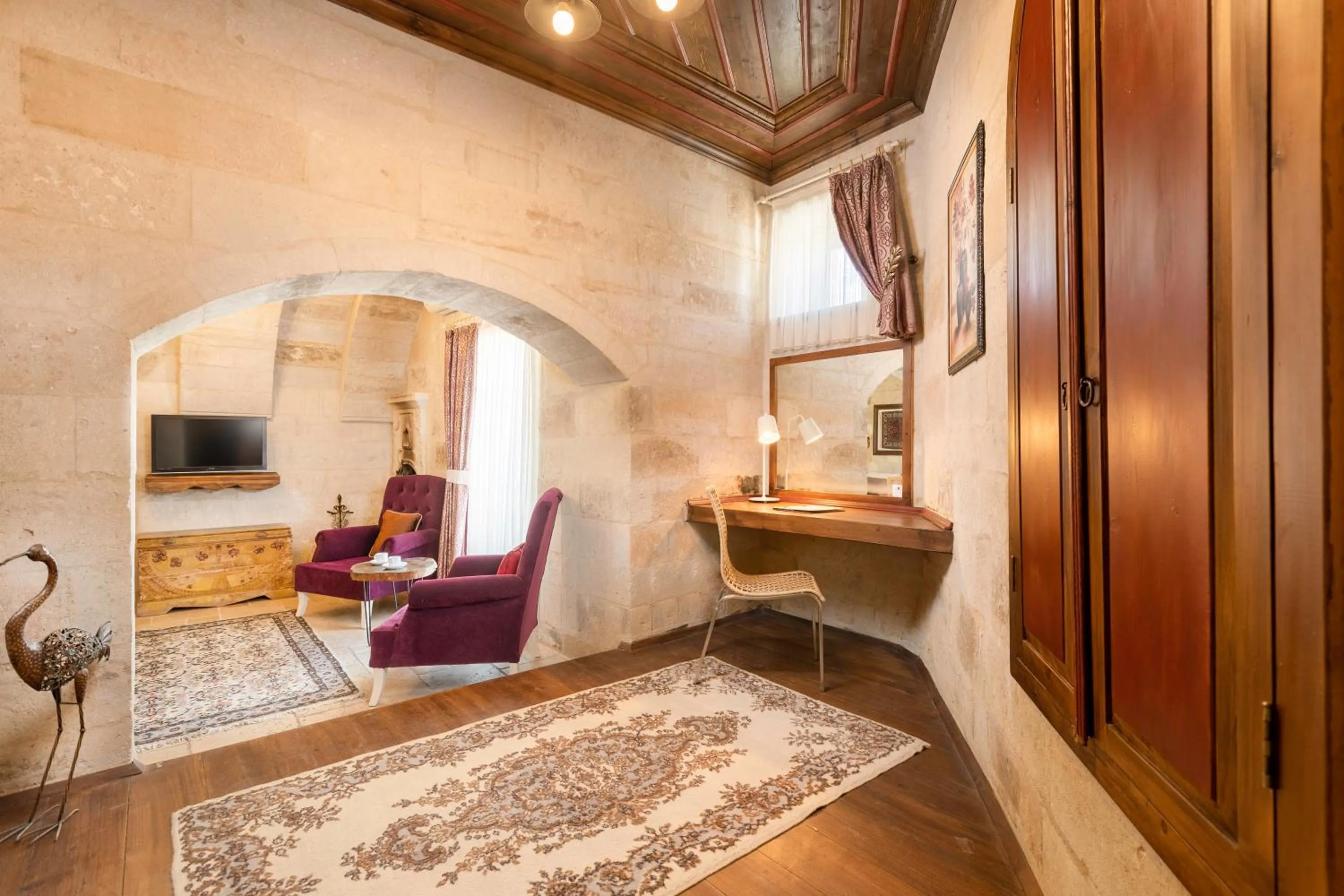 Massage, Bed in Doors Of Cappadocia Special Cave Hotel
