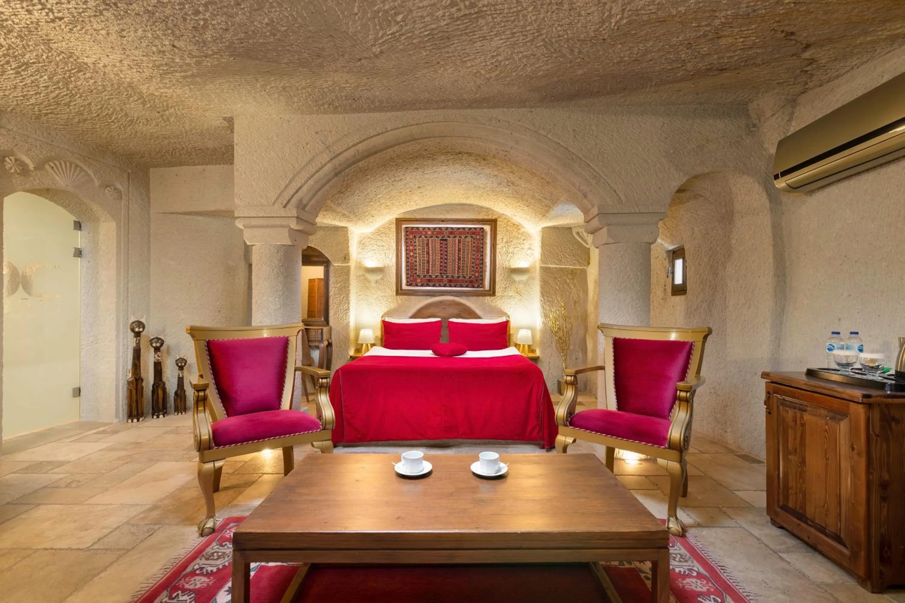 Massage, Bed in Doors Of Cappadocia Special Cave Hotel