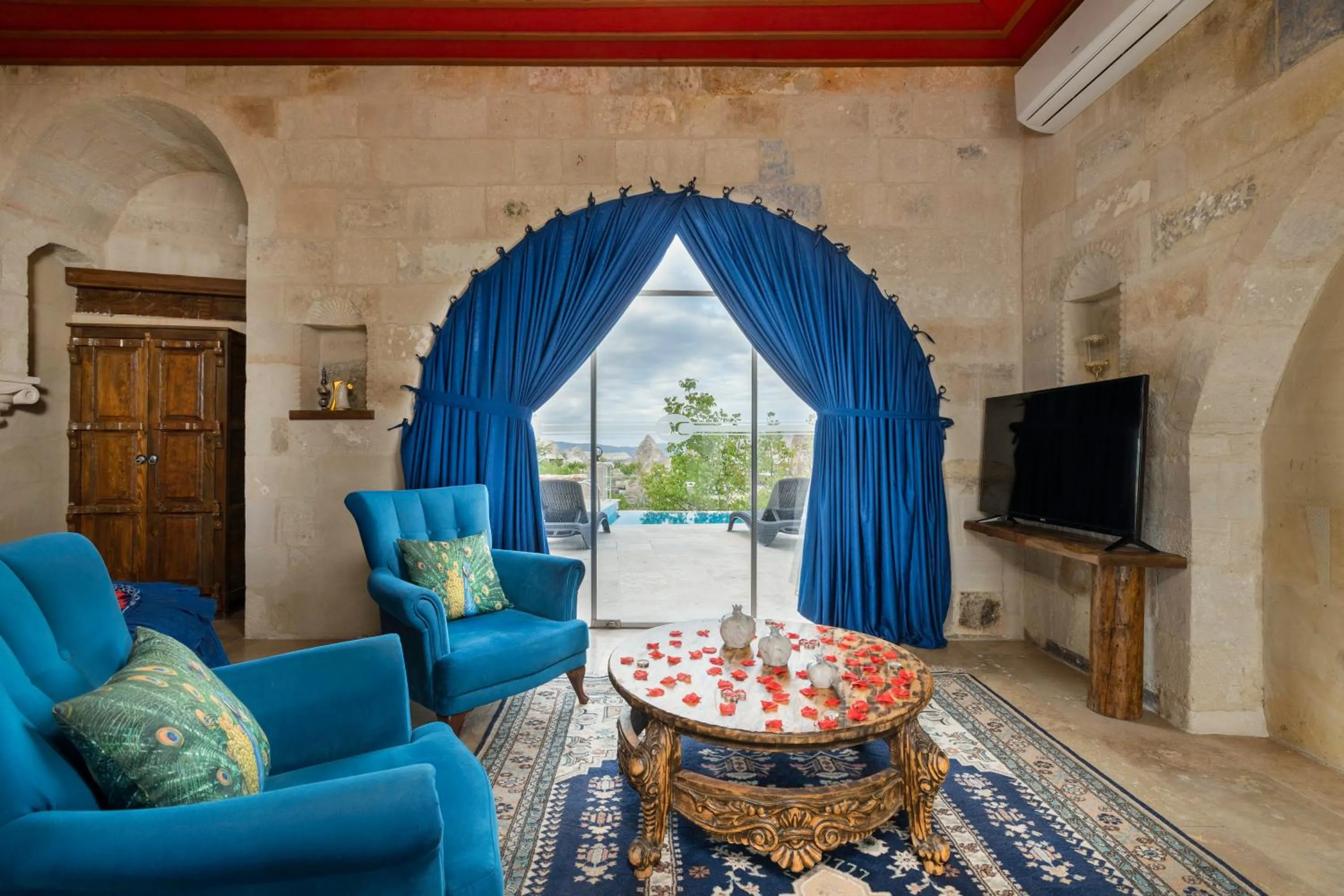 Massage in Doors Of Cappadocia Special Cave Hotel