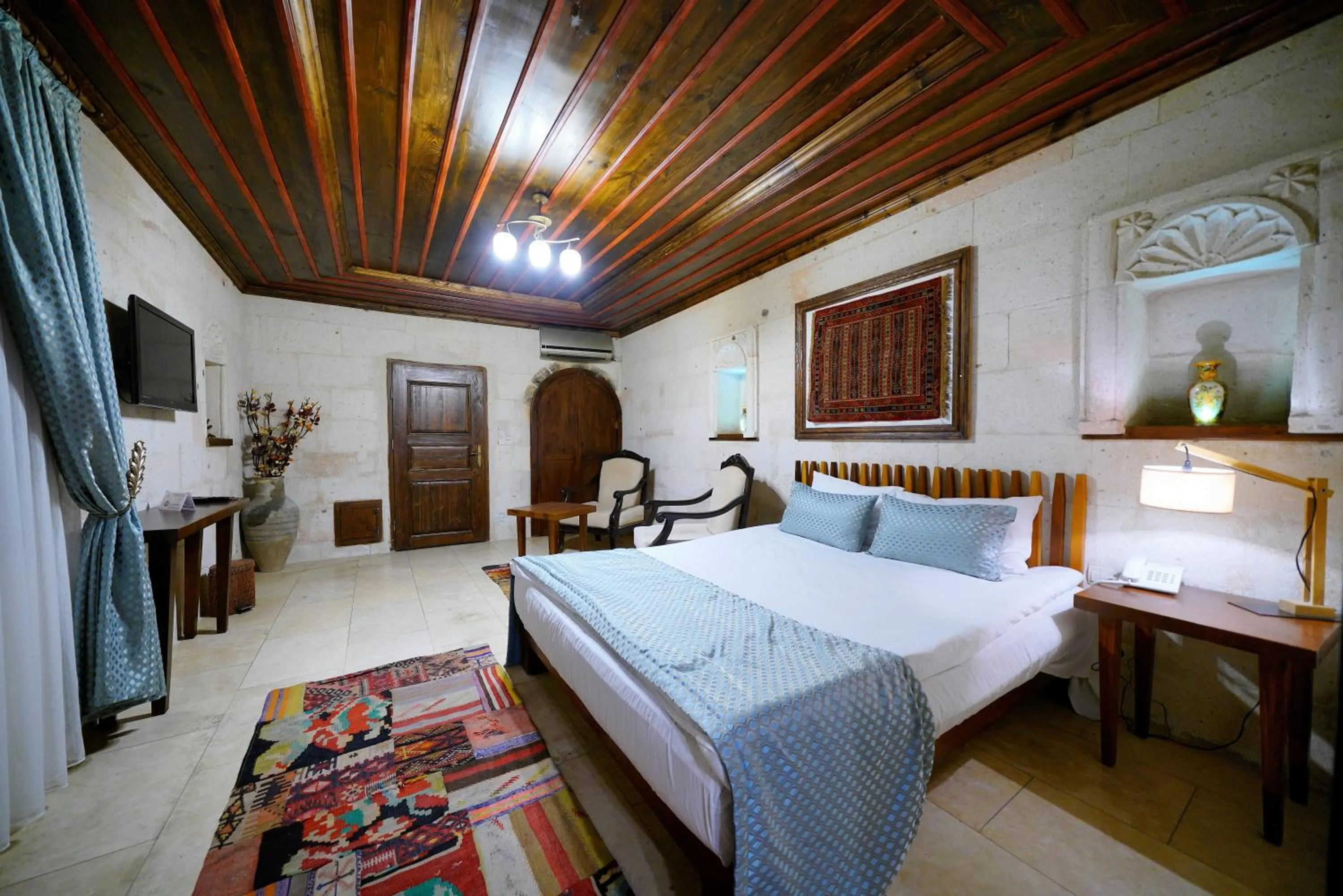 Massage, Bed in Doors Of Cappadocia Special Cave Hotel