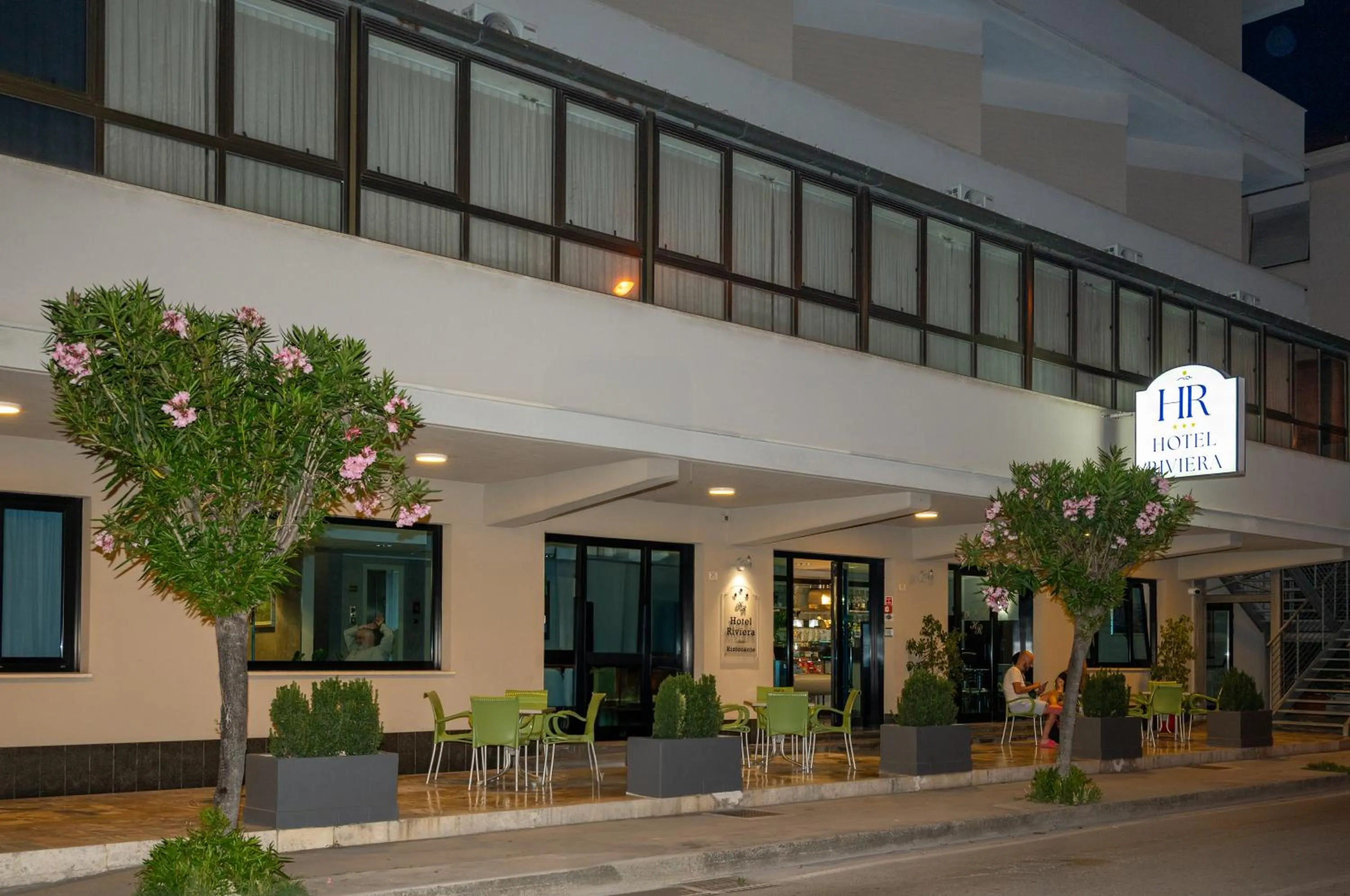 Property building in Hotel Riviera