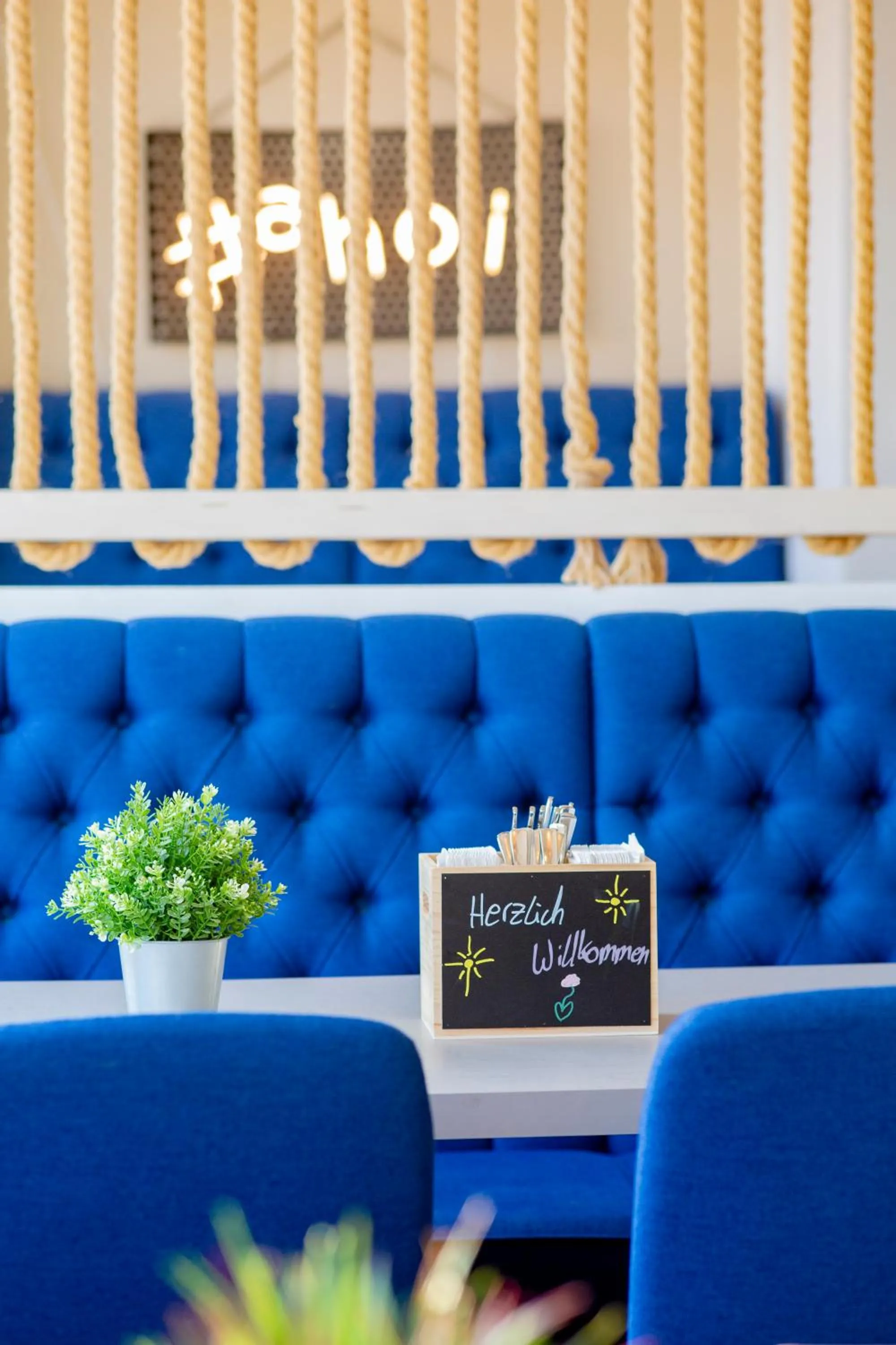 Restaurant/places to eat in Hotel Bethanien