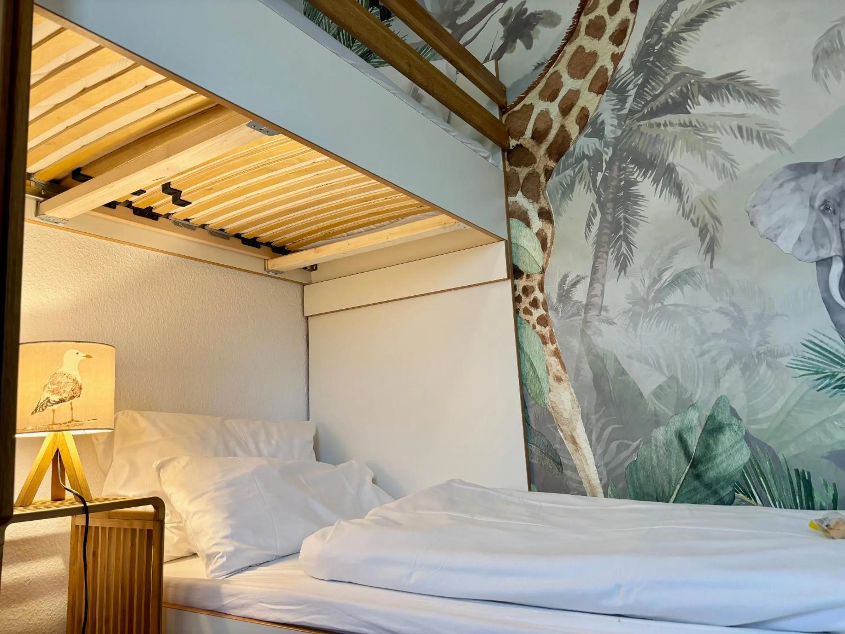 children, Bed in Hotel Bethanien