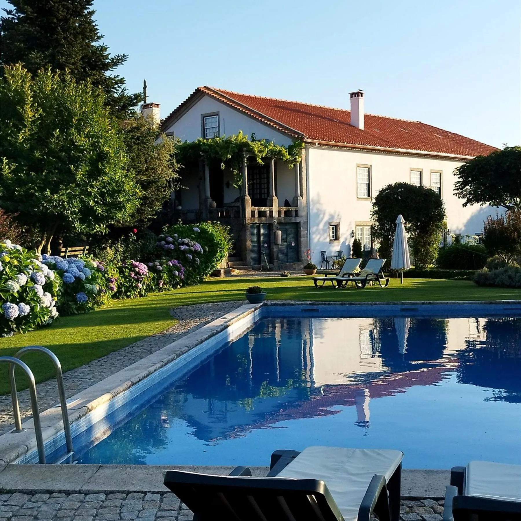 Pool view in Casa de Santa Ana da Beira