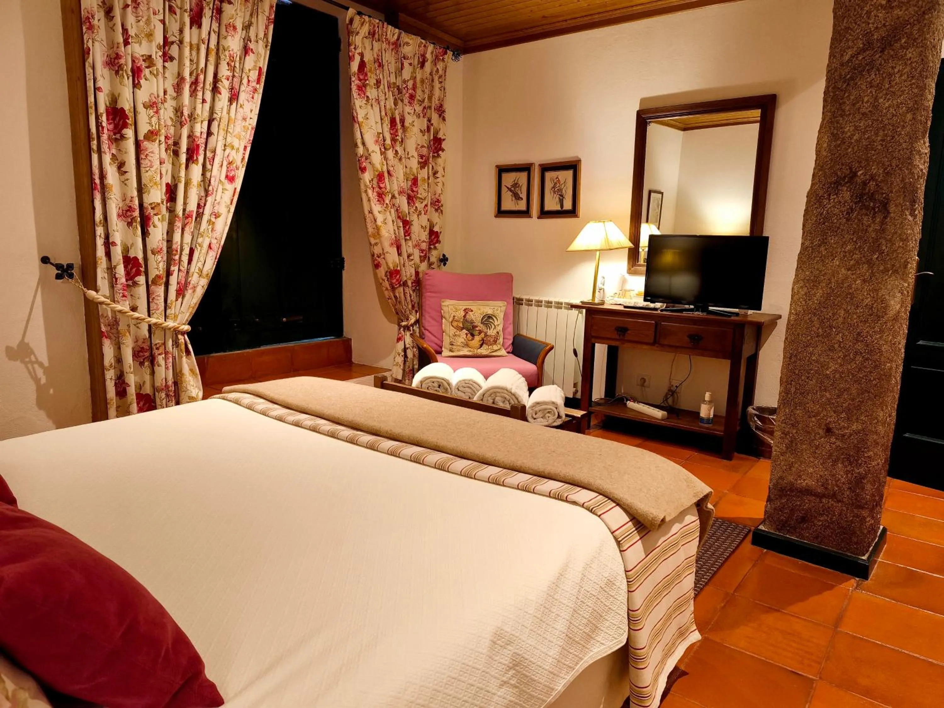 Bed in Casa de Santa Ana da Beira