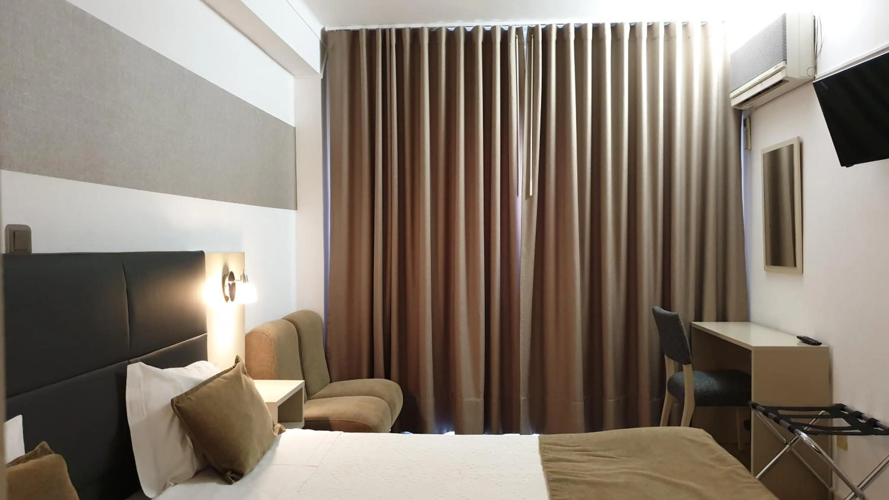 Bedroom, Bed in Hotel Eden