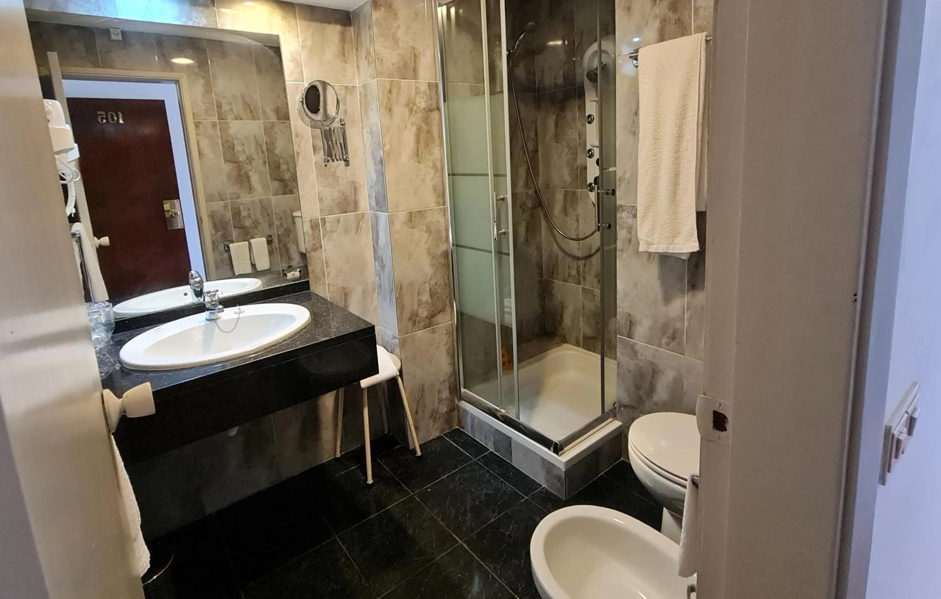 Bathroom in Hotel Eden