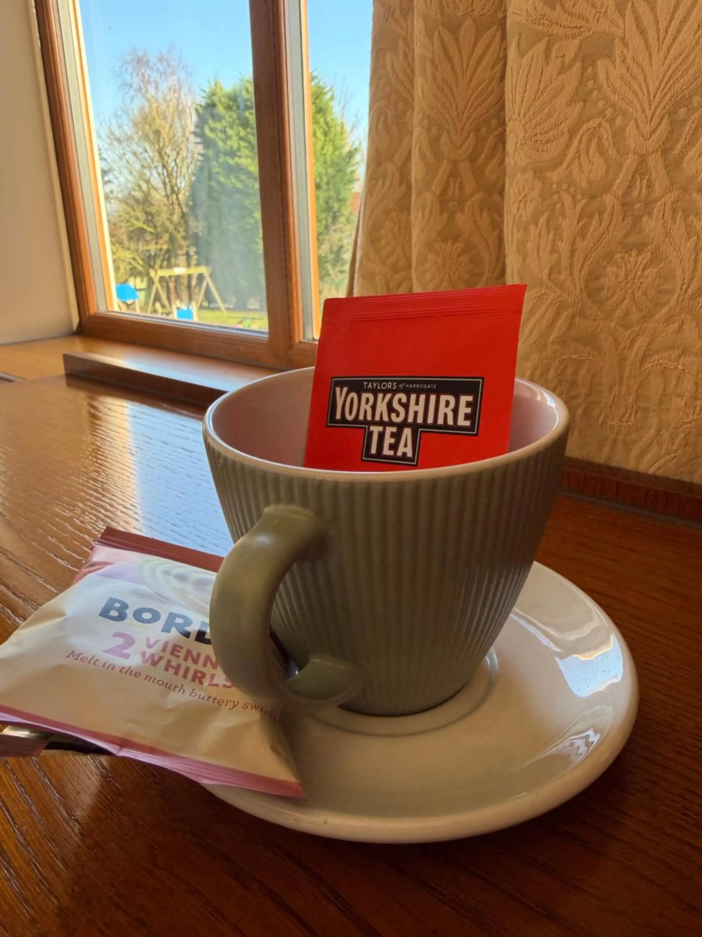 Bed in Crown & Anchor Inn