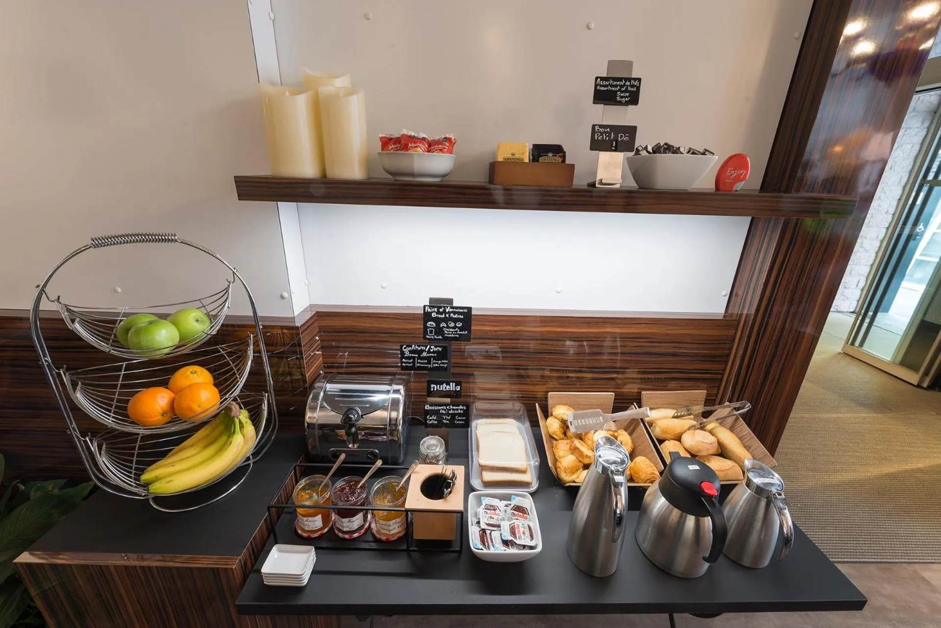 Decorative detail in Hotel de Paris