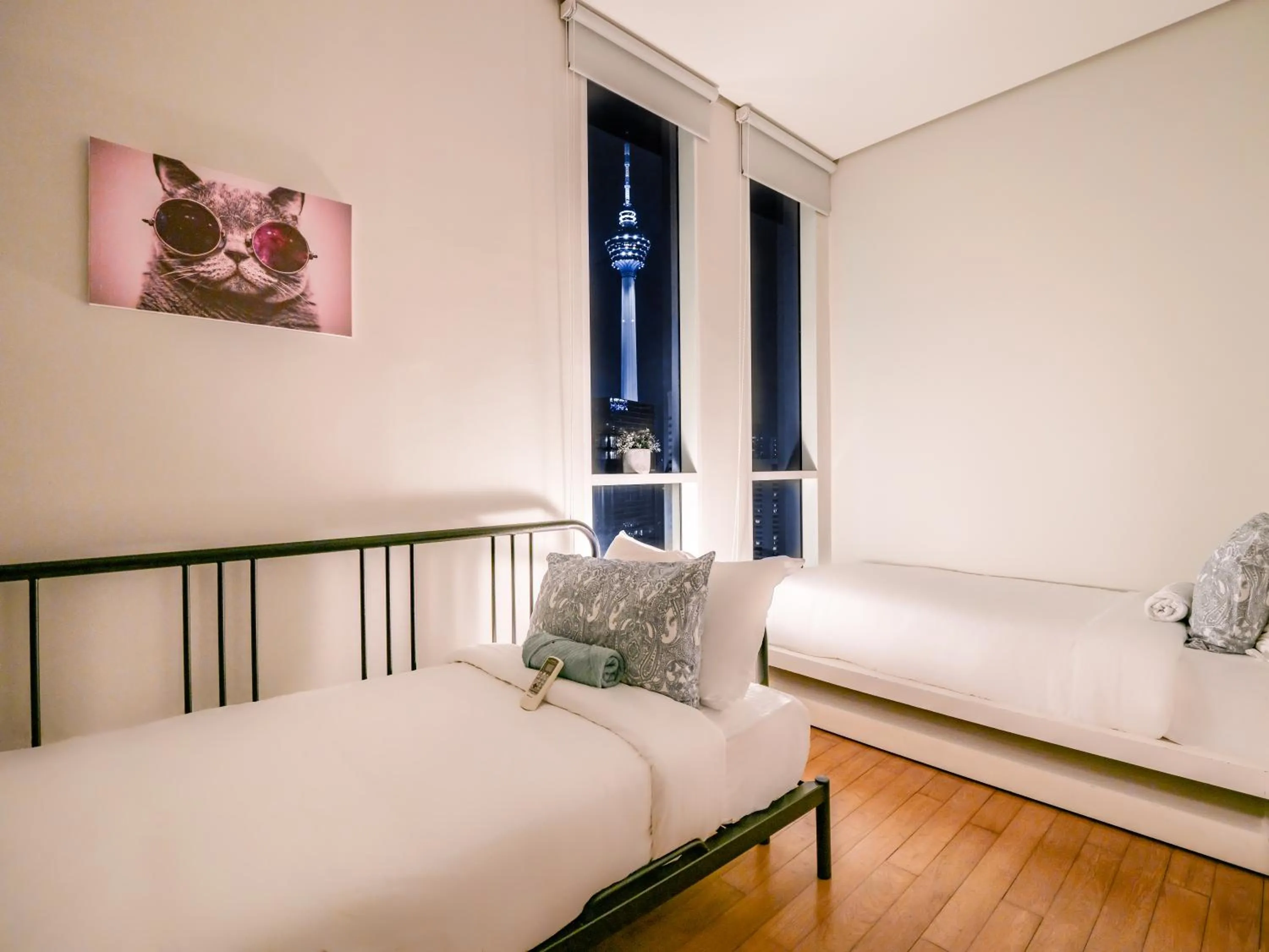 Bed in Soho Suites KLCC by Alucard's Cat