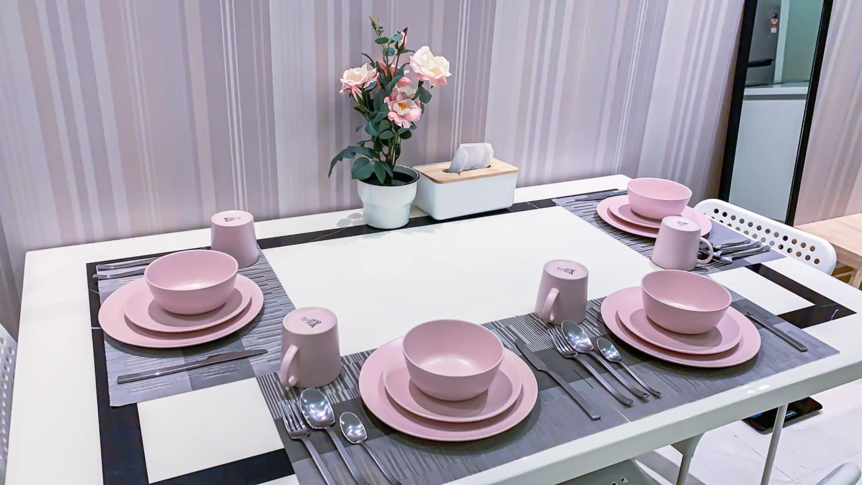 Restaurant/places to eat in Soho Suites KLCC by Alucard's Cat