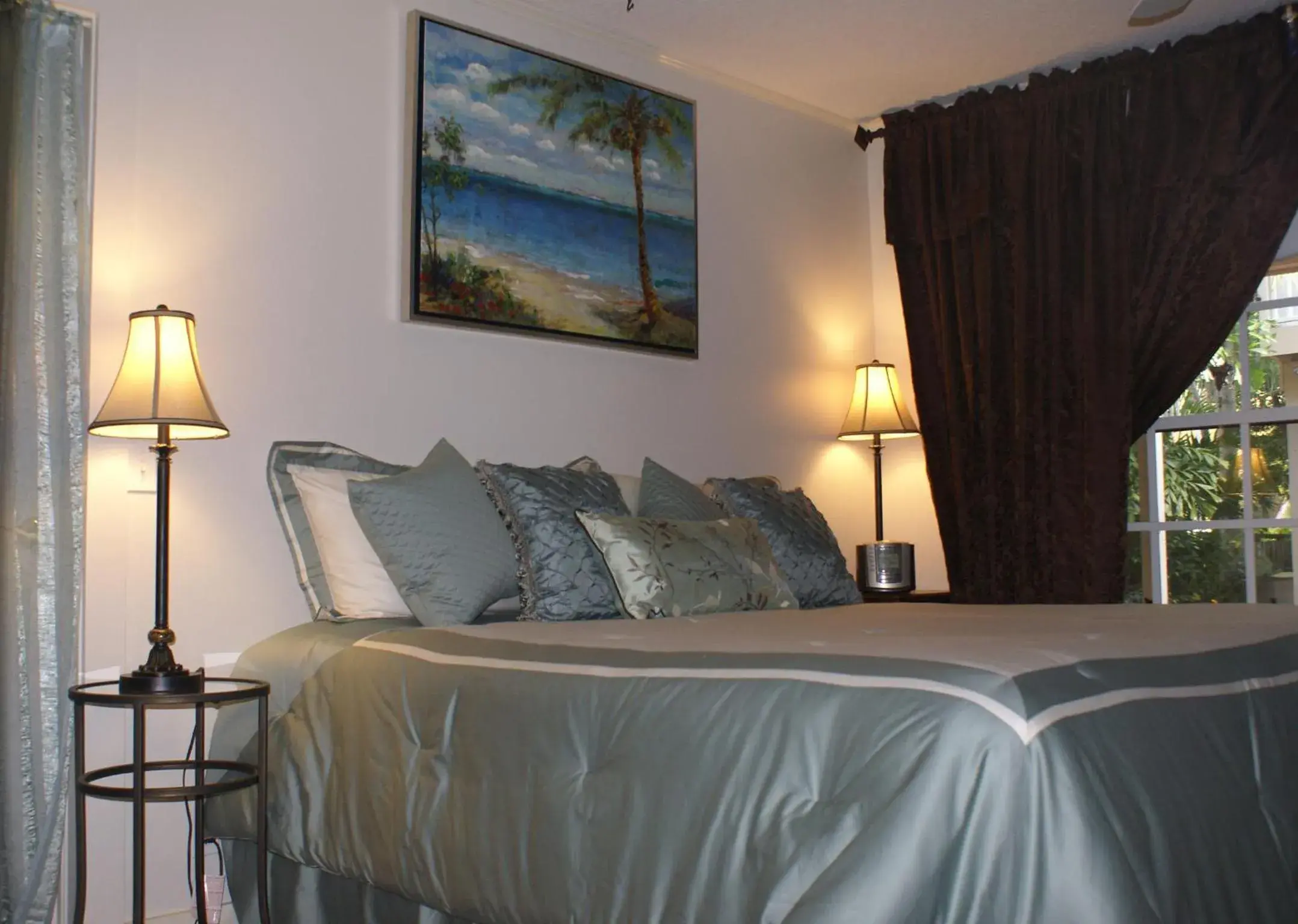 Bed in Sabal Palm House Bed and Breakfast Bed in Sabal Palm House Bed and Breakfast