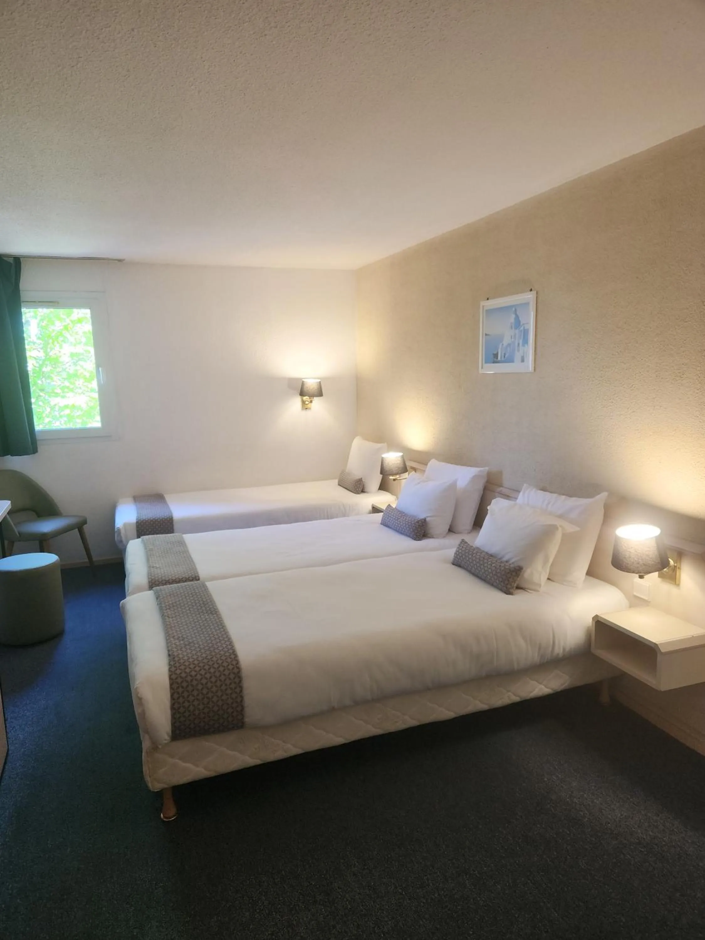 Bed in Hôtel Nell - Axelle - Maison Tassoni