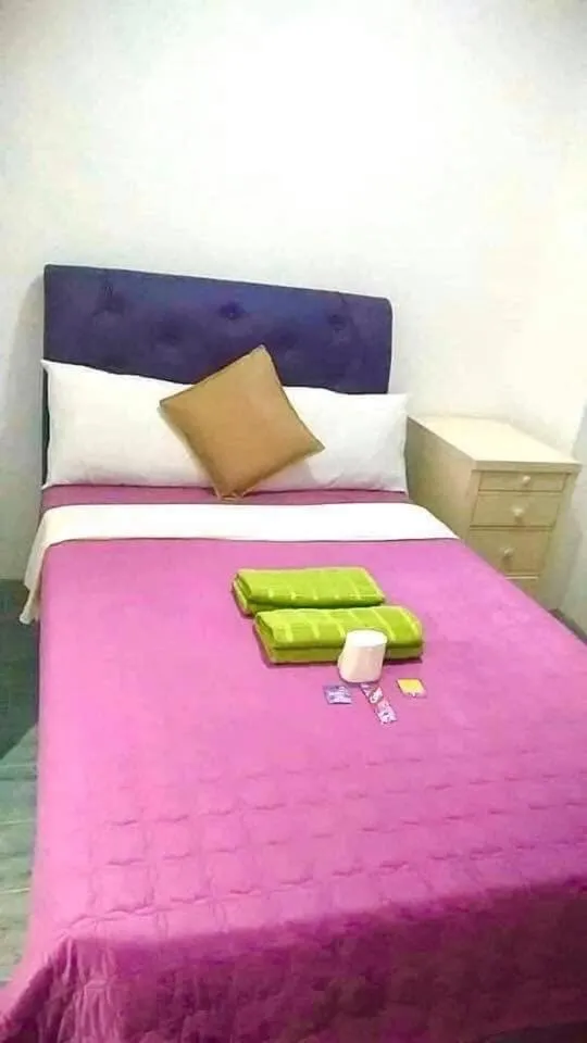 Bed in 25th RESIDENCES- LACSON BACOLOD