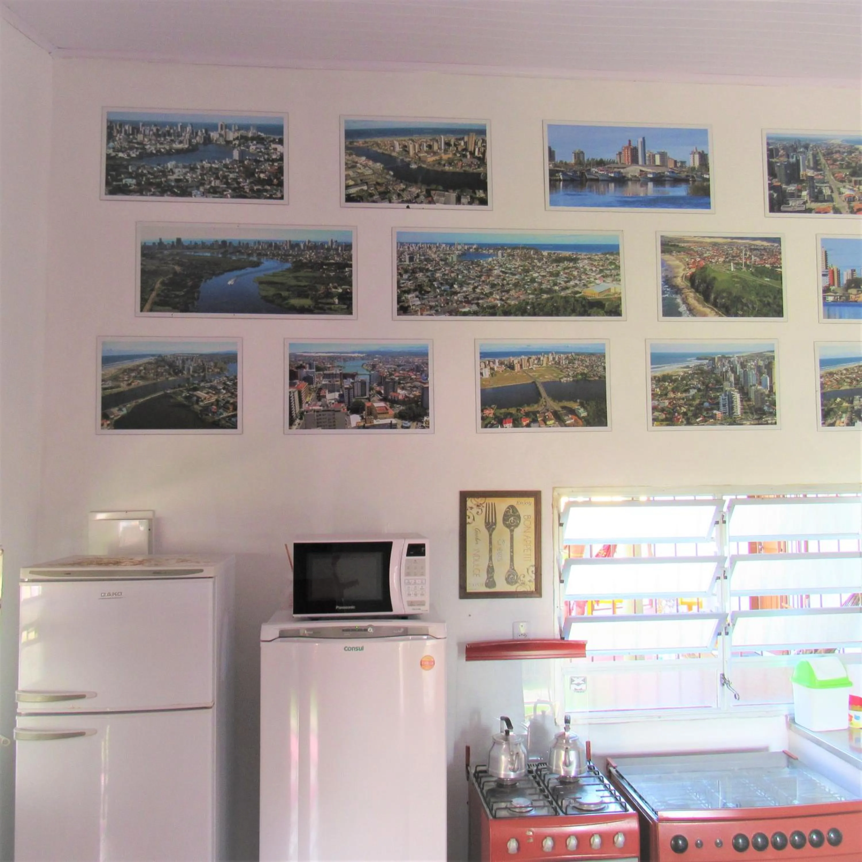 Kitchen or kitchenette in Pousada Torre do Meio