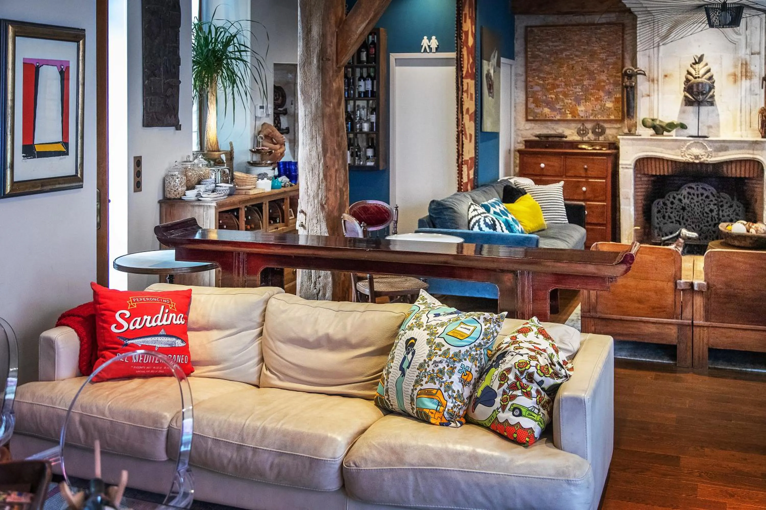 Living room in LA BELLÊME BLEUE