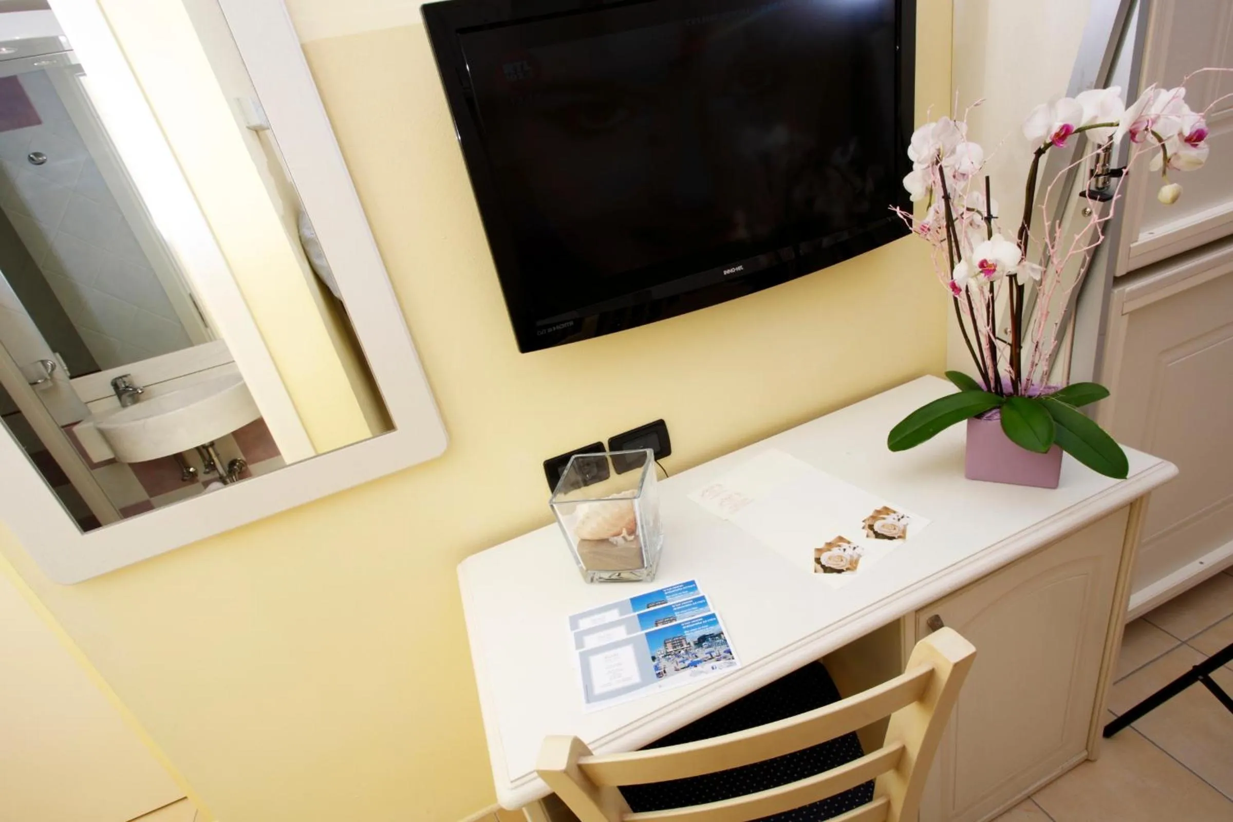 Decorative detail in Hotel Baia