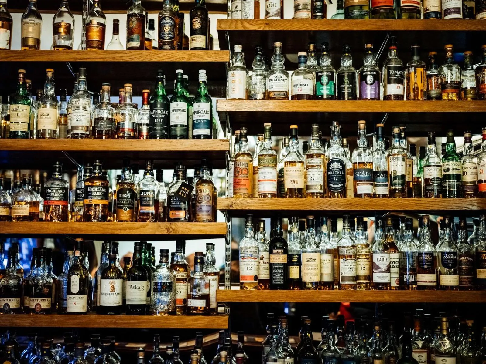 Lounge or bar in Glenesk Hotel