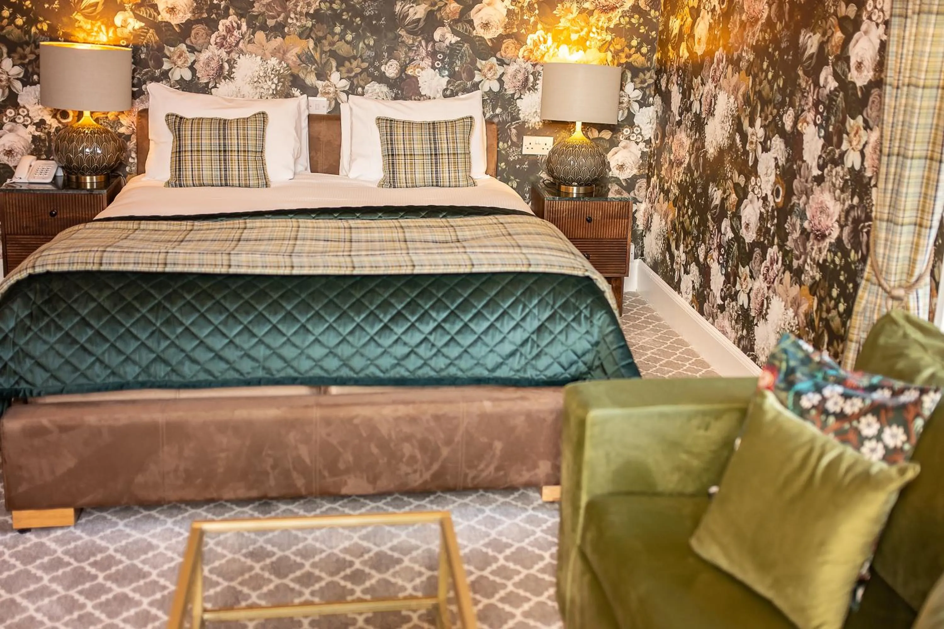 Bedroom, Bed in Glenesk Hotel