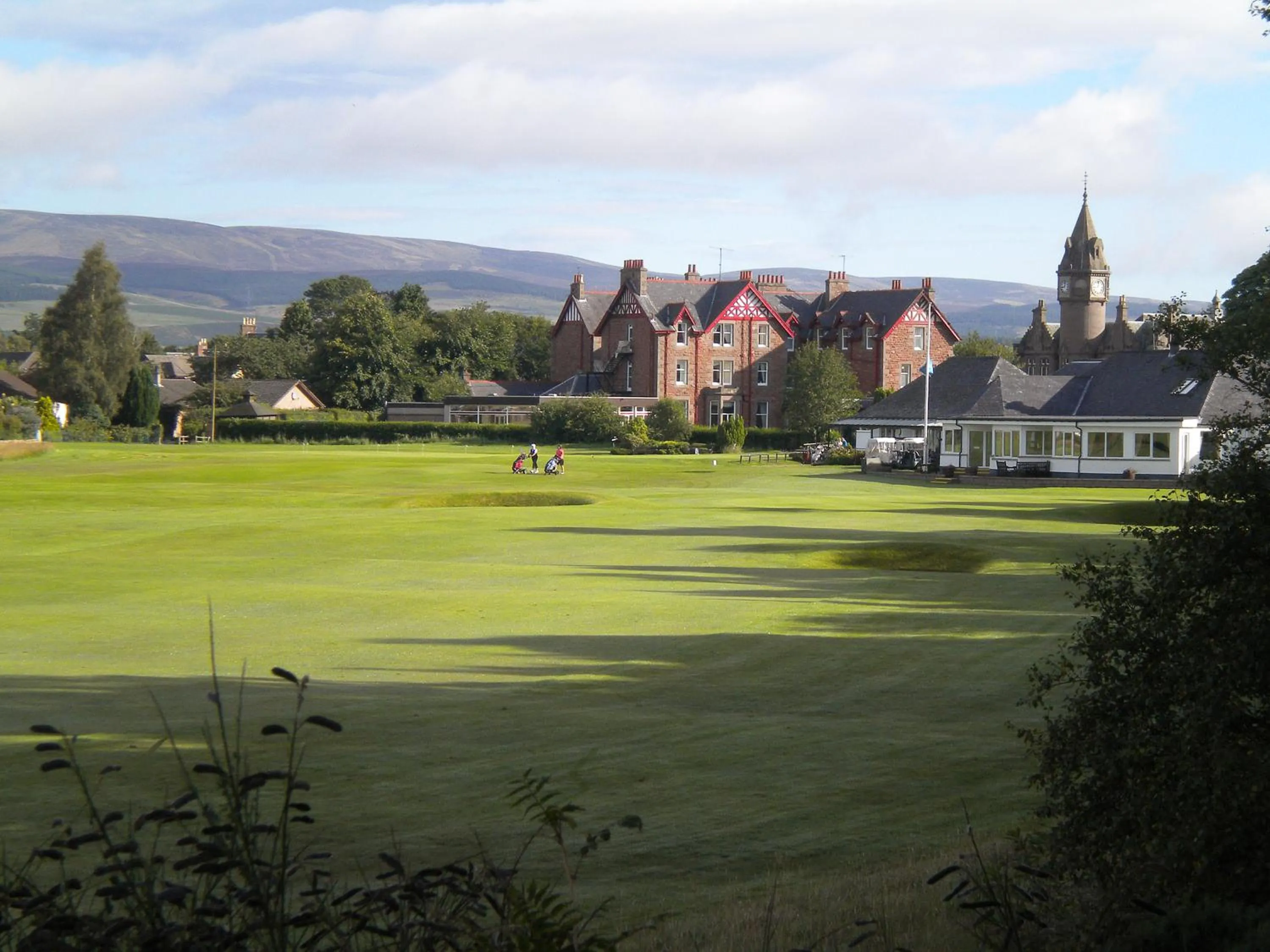 Golfcourse in Glenesk Hotel