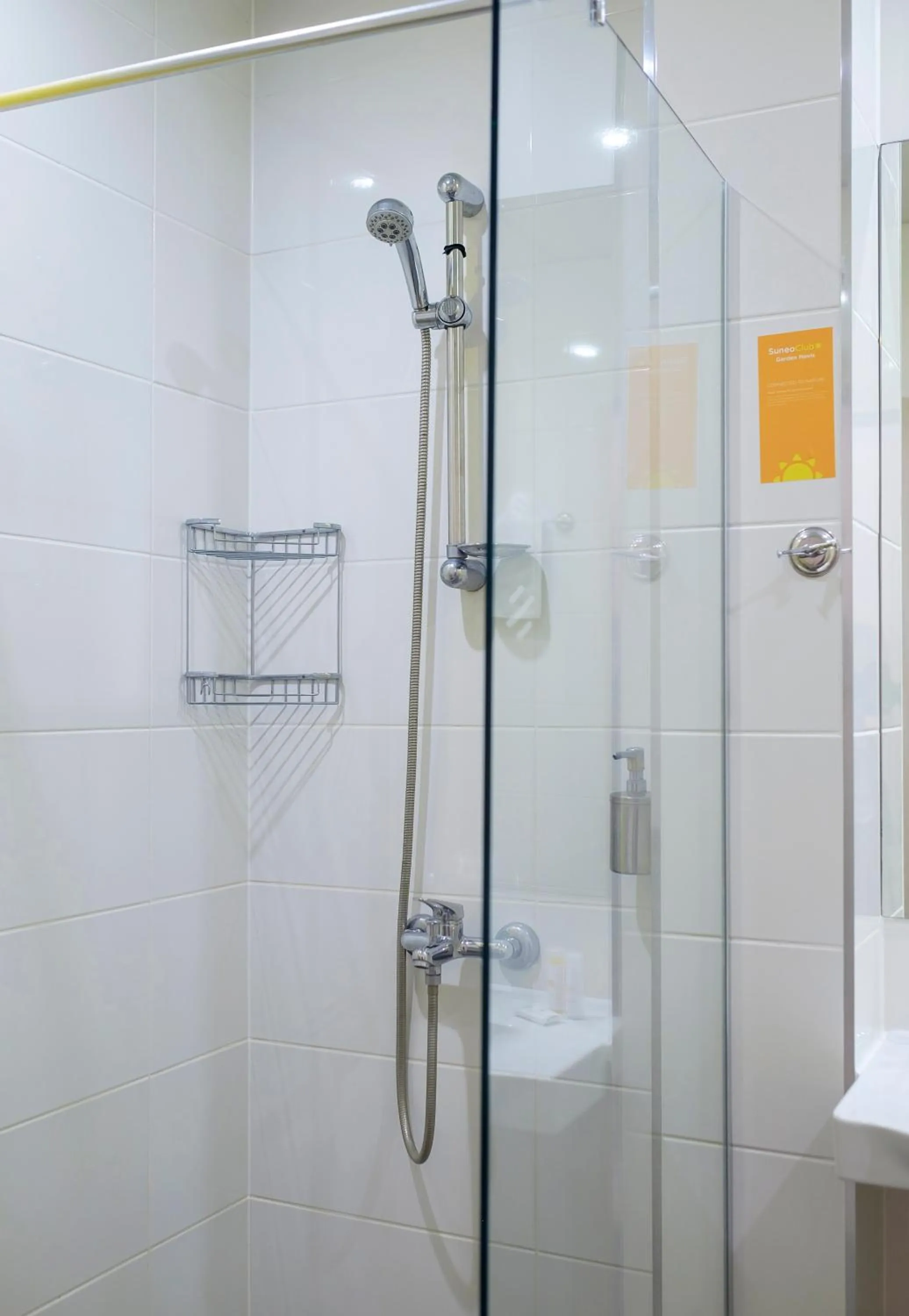 Shower in Hotel Garden Nevis - All Inclusive