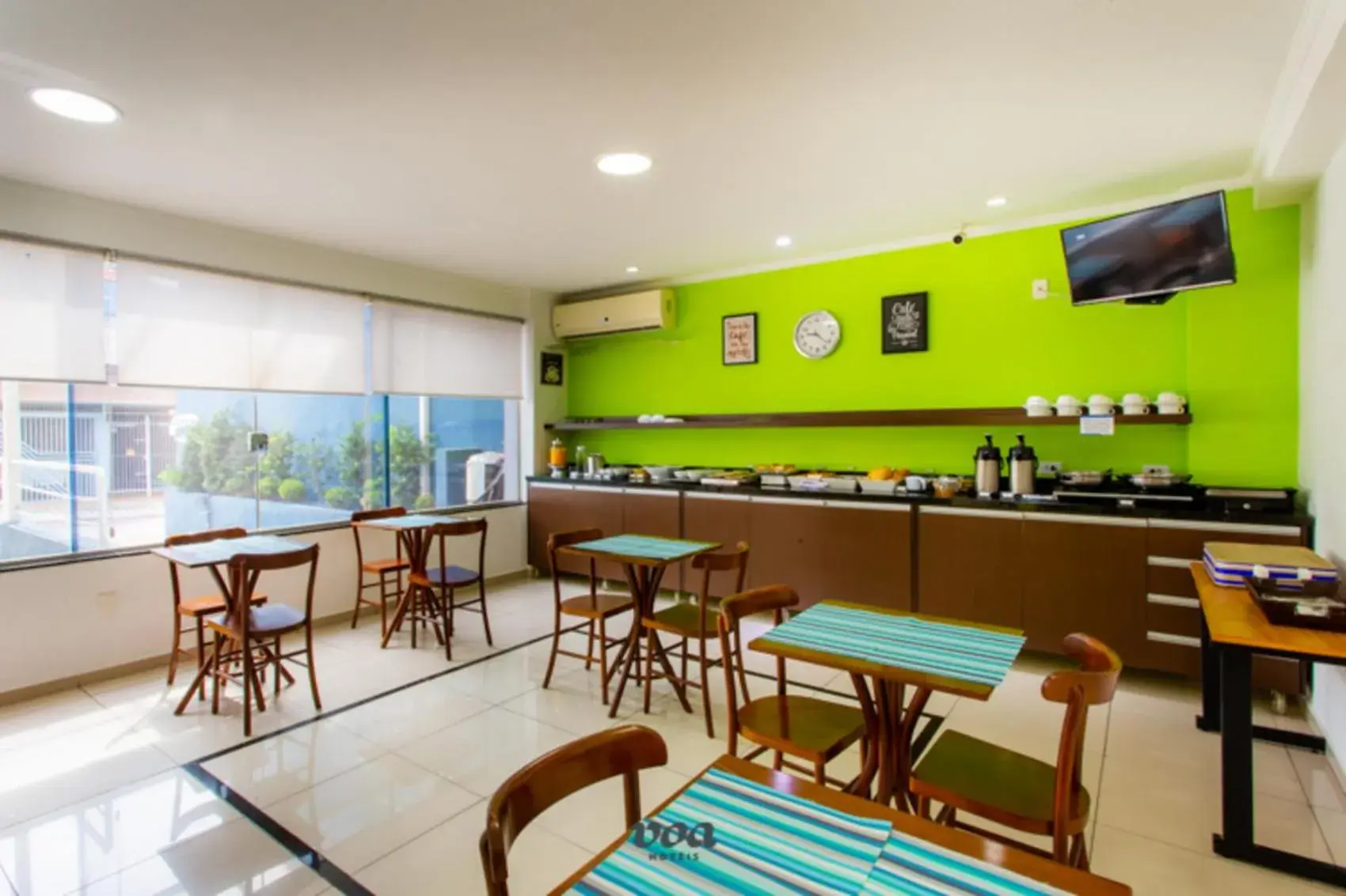 Restaurant/places to eat in VOA Convenience Hotel Restaurant/places to eat in VOA Convenience Hotel