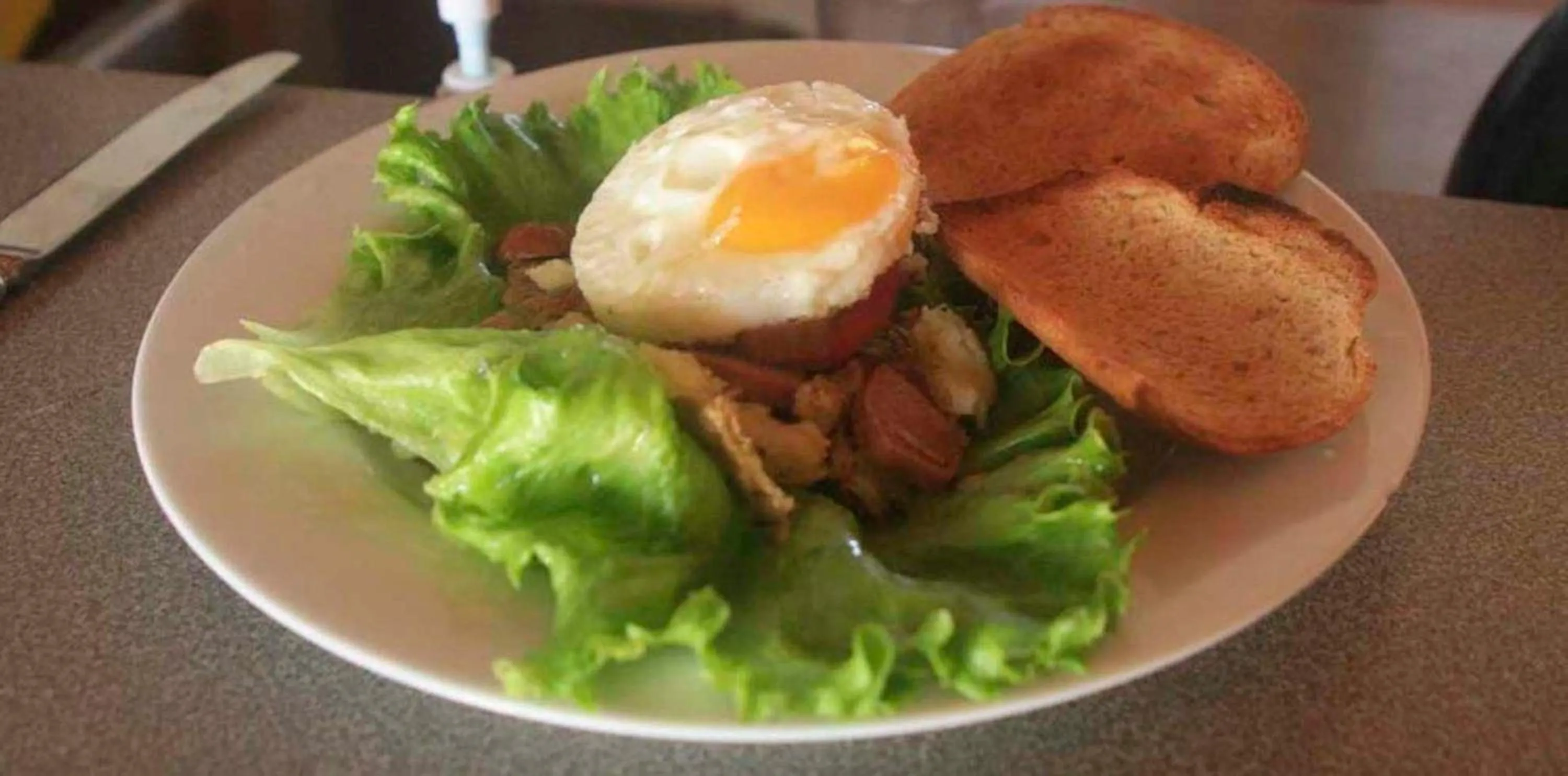 Breakfast in Gemini House Bed & Breakfast