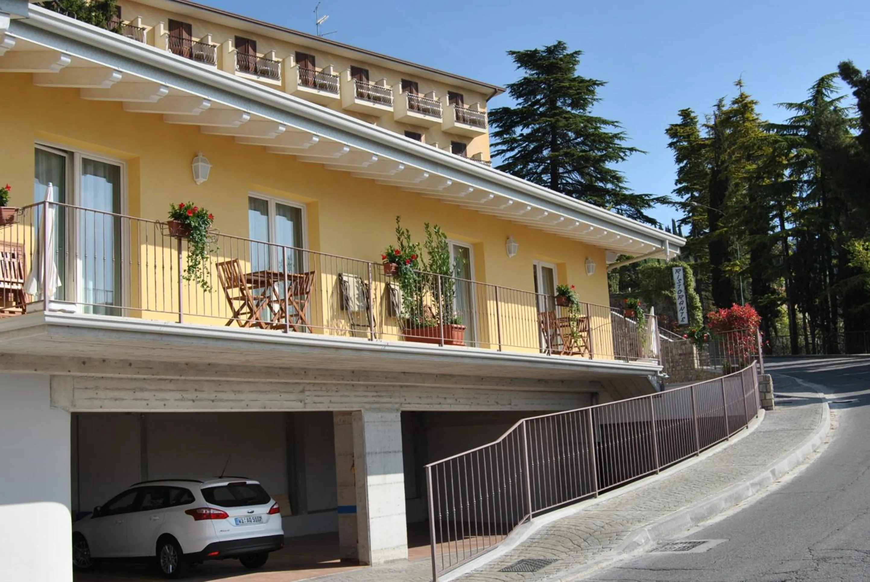 Property building in Hotel Gallo