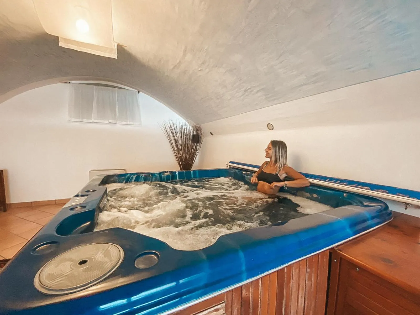 Hot Tub in Hotel Gallo