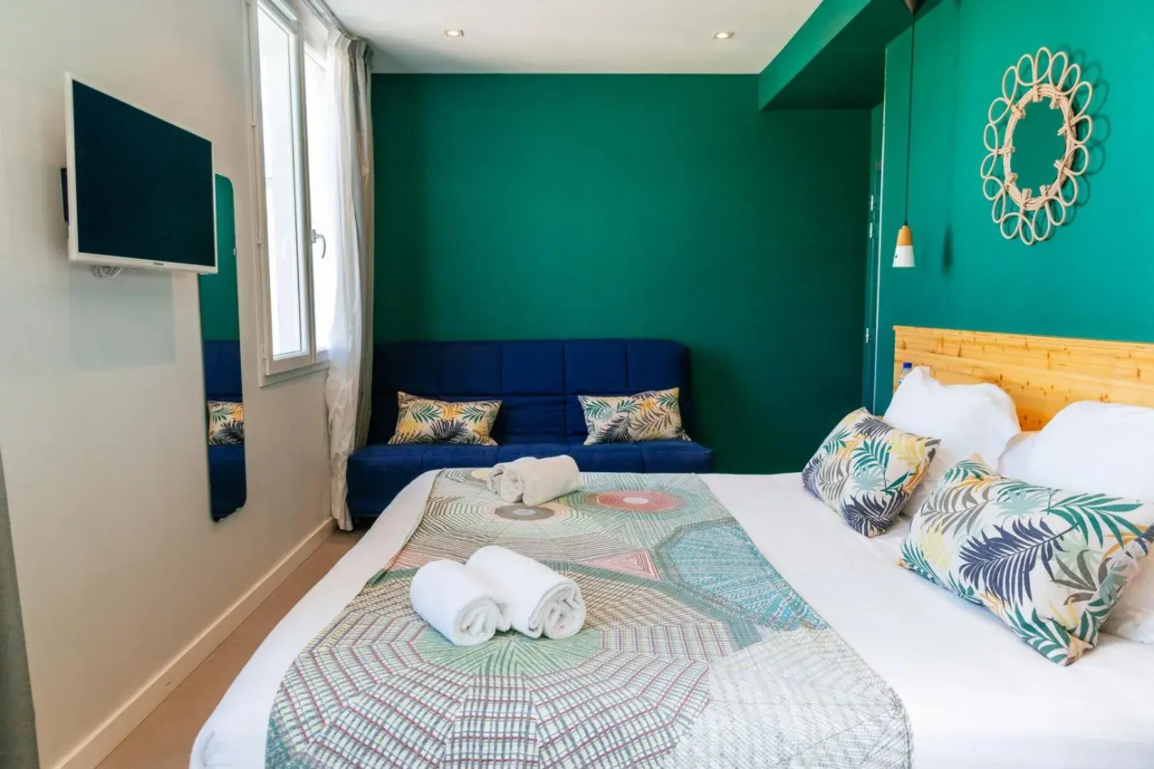 Family Room in Hôtel Café Miramar Family Room in Hôtel Café Miramar