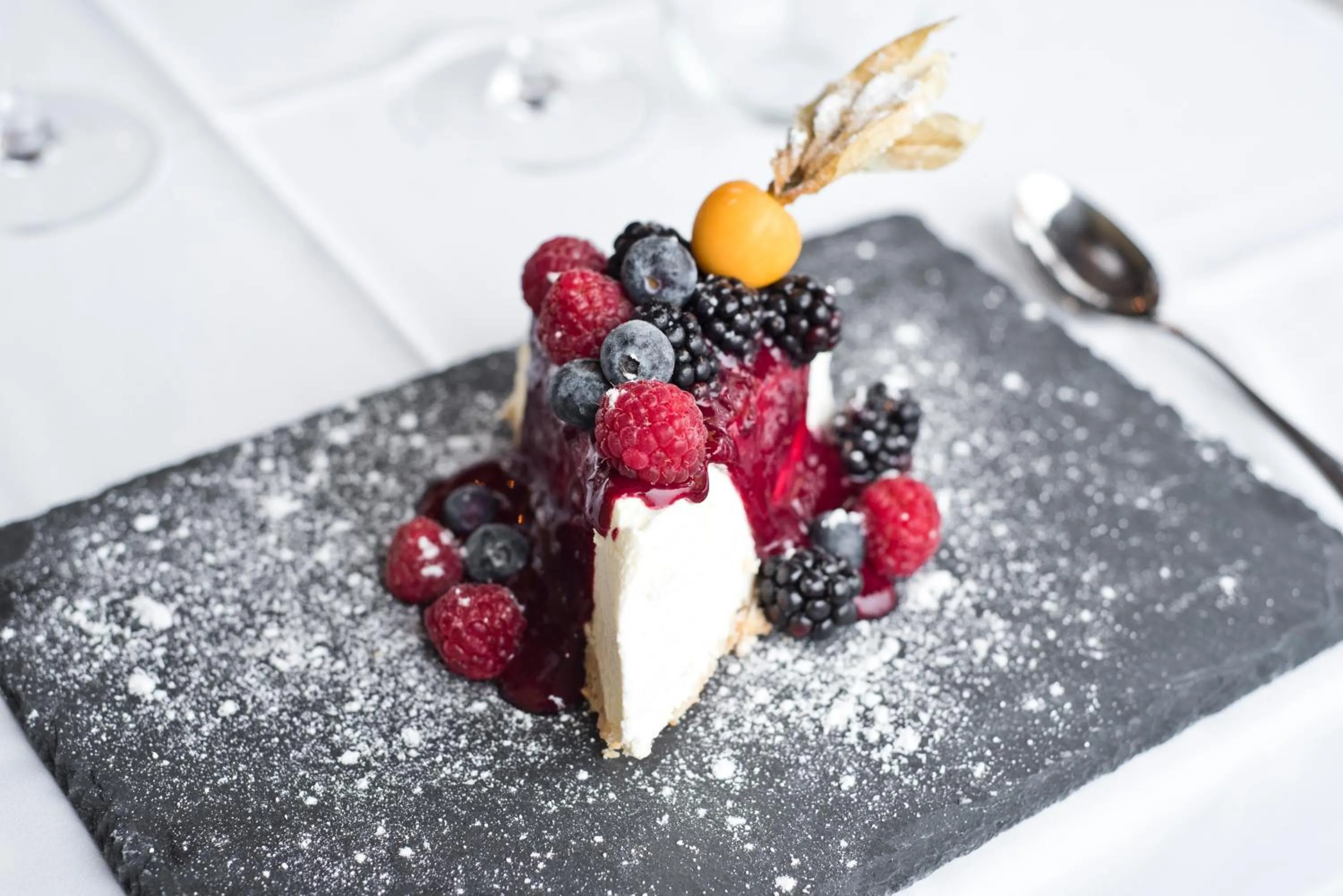 Food and drinks in Golden Tulip São João da Madeira Hotel