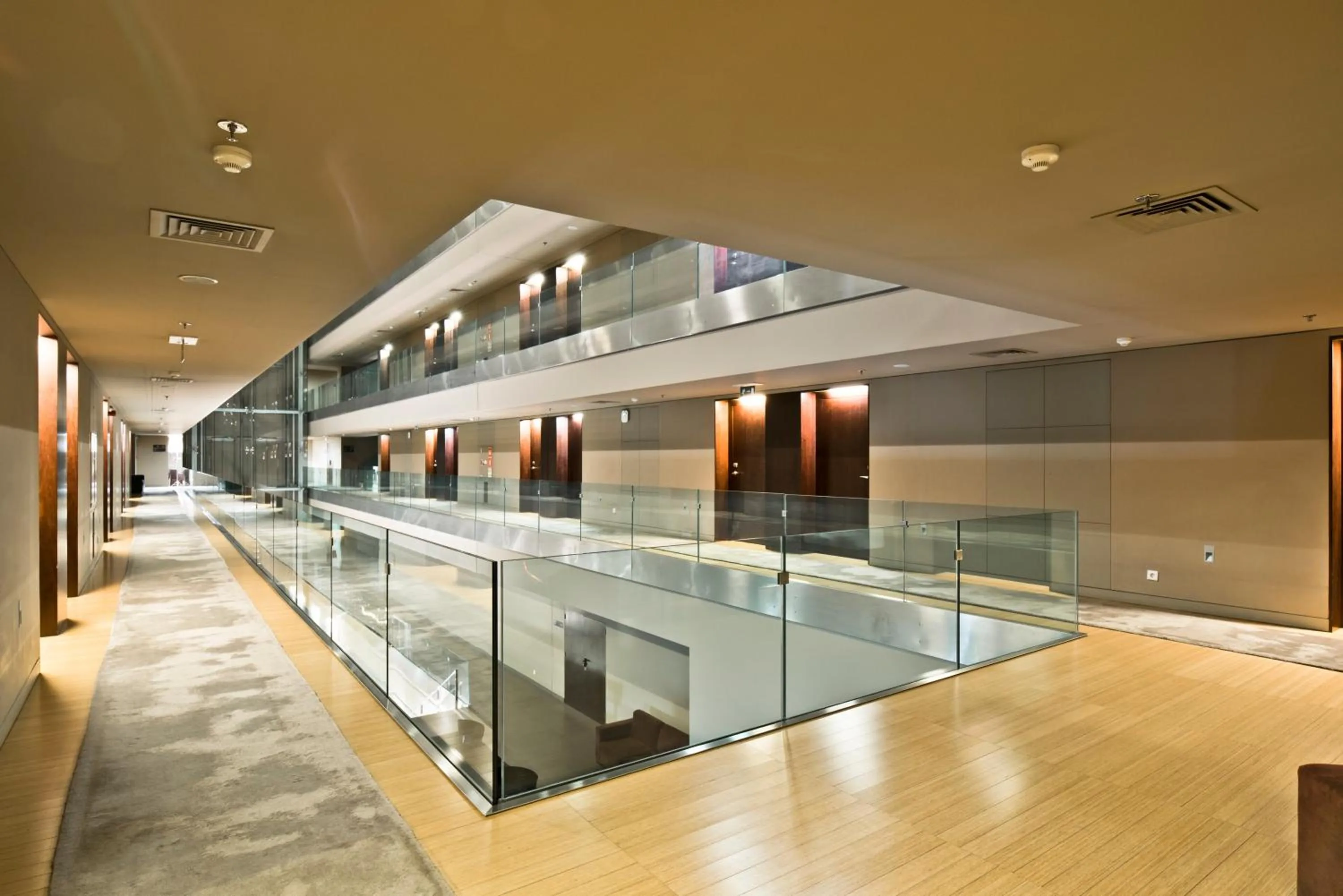 Lobby or reception in Golden Tulip São João da Madeira Hotel